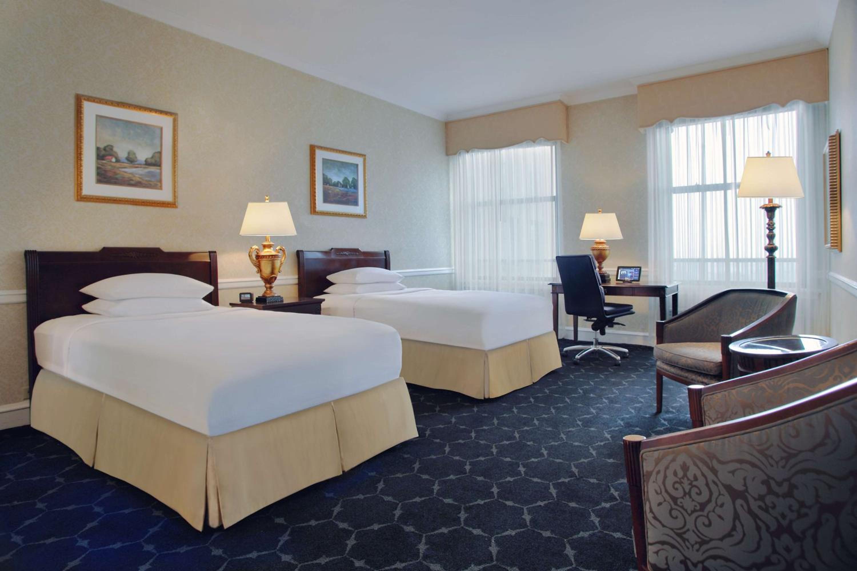 Twin Room with Two Twin Beds - Photo 1