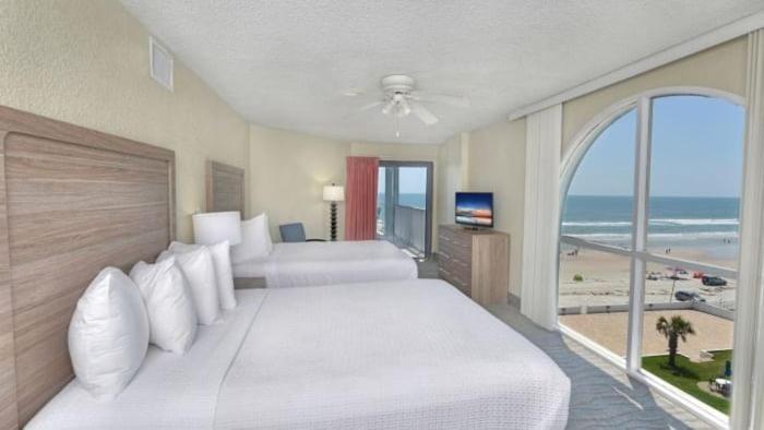Deluxe Junior Suite - Photo 1