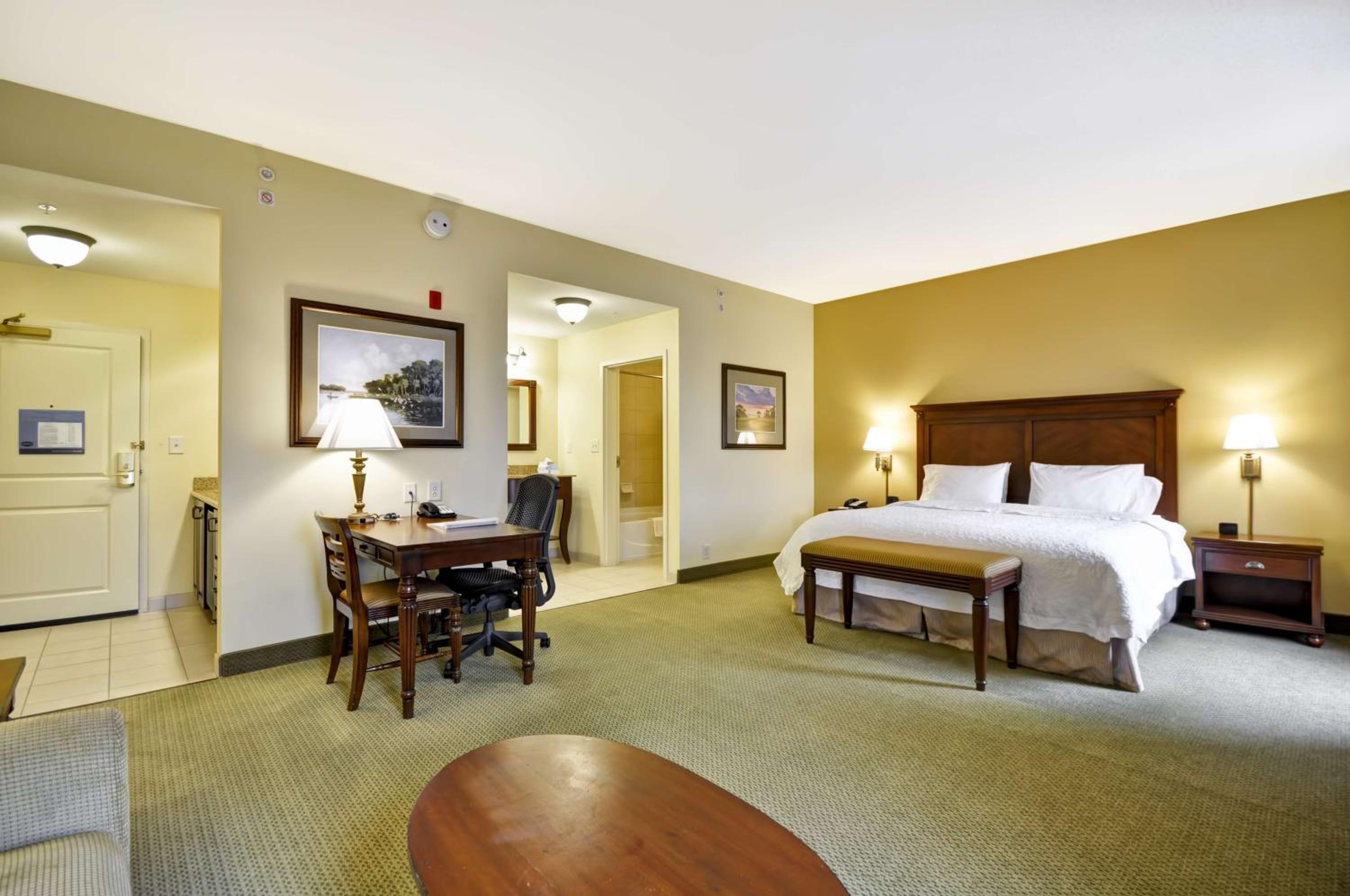 King Studio Suite with Sofa Bed - Non-Smoking - Photo 2