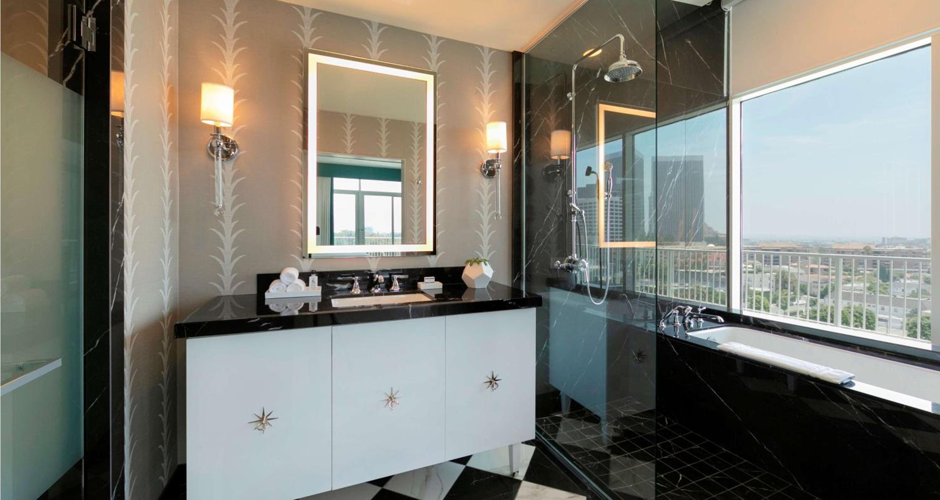 Penthouse Suite