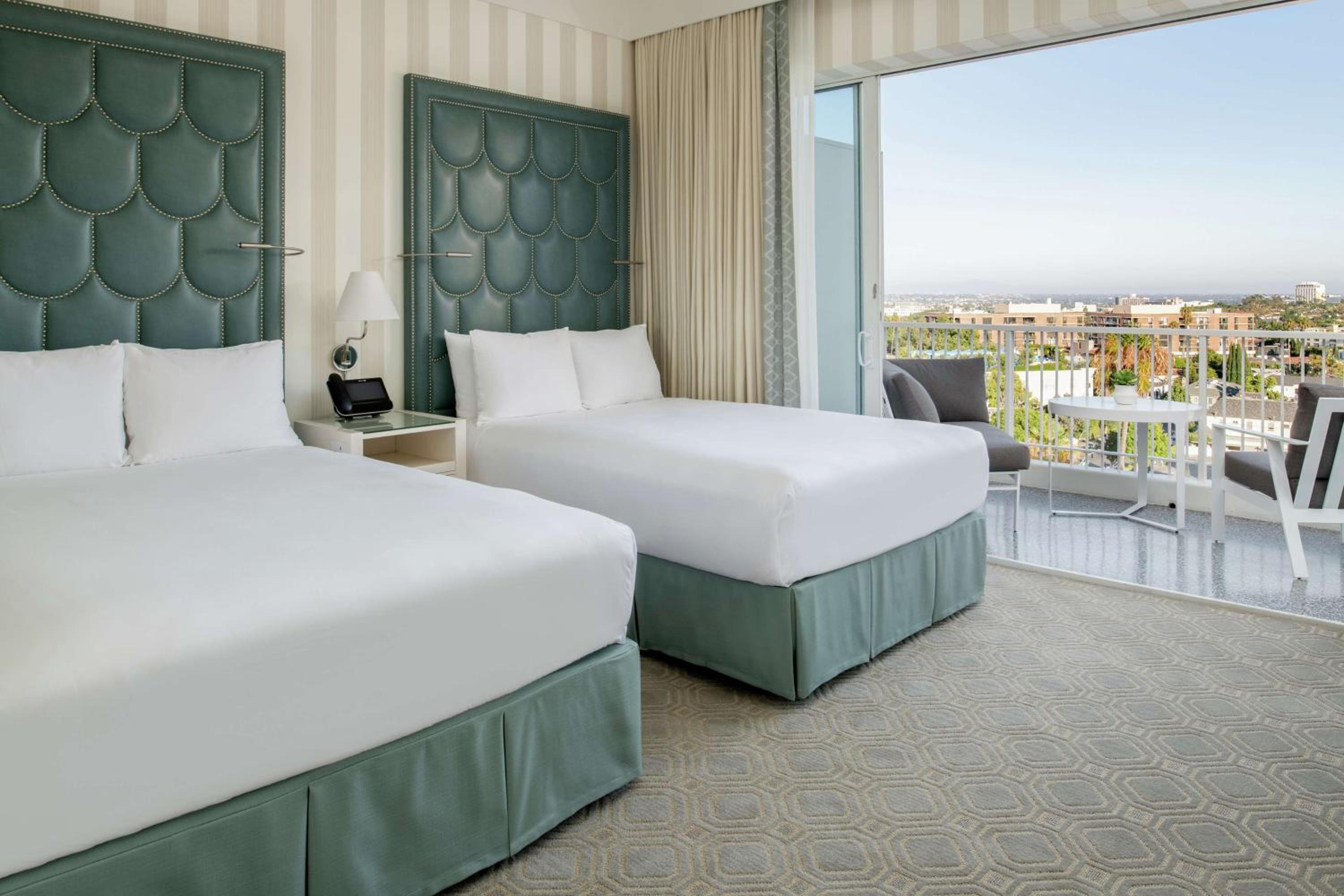 Deluxe Double Room With Two Double Beds And Terrace