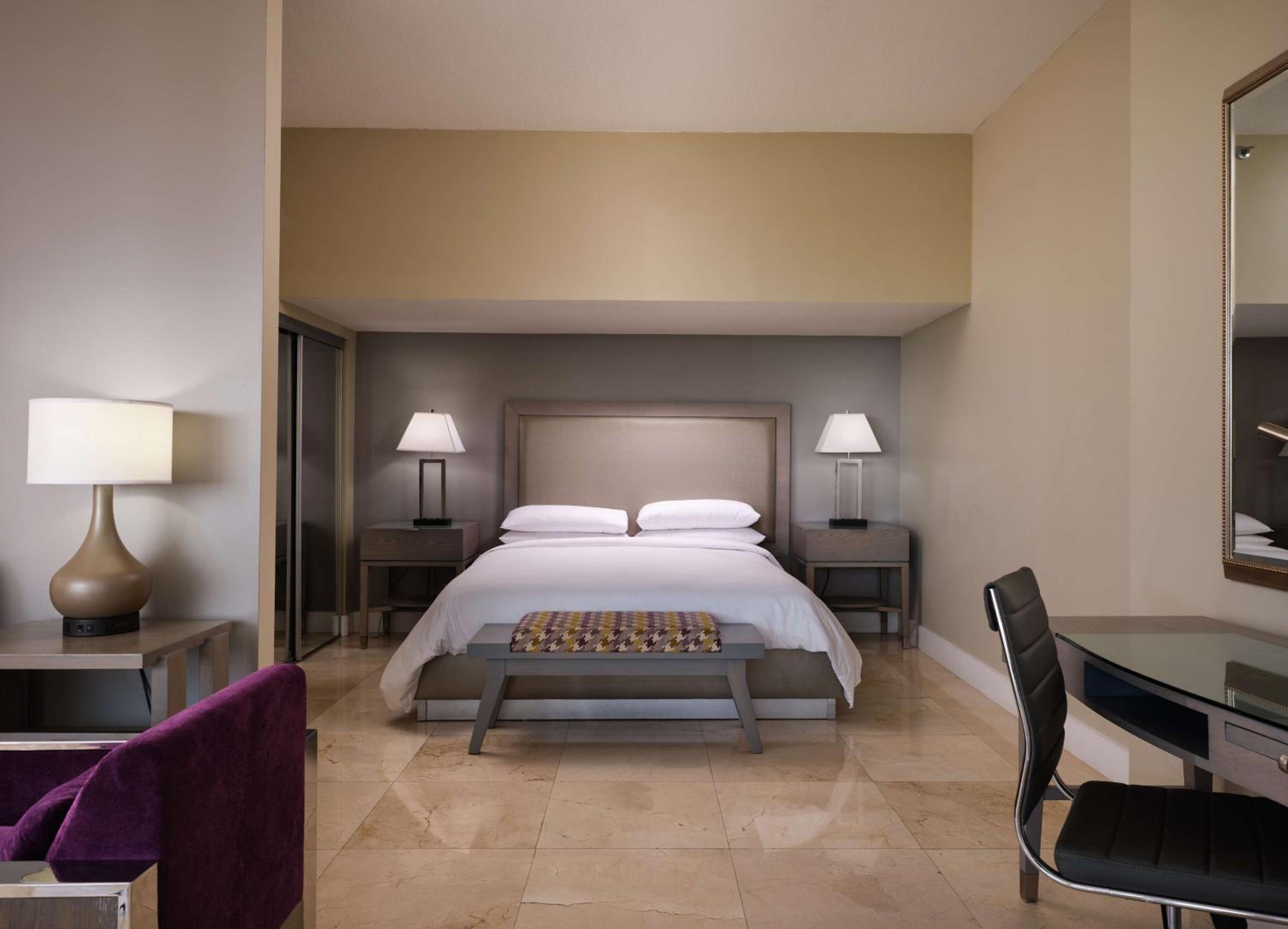 Junior King Suite with Balcony & Partial Bay View