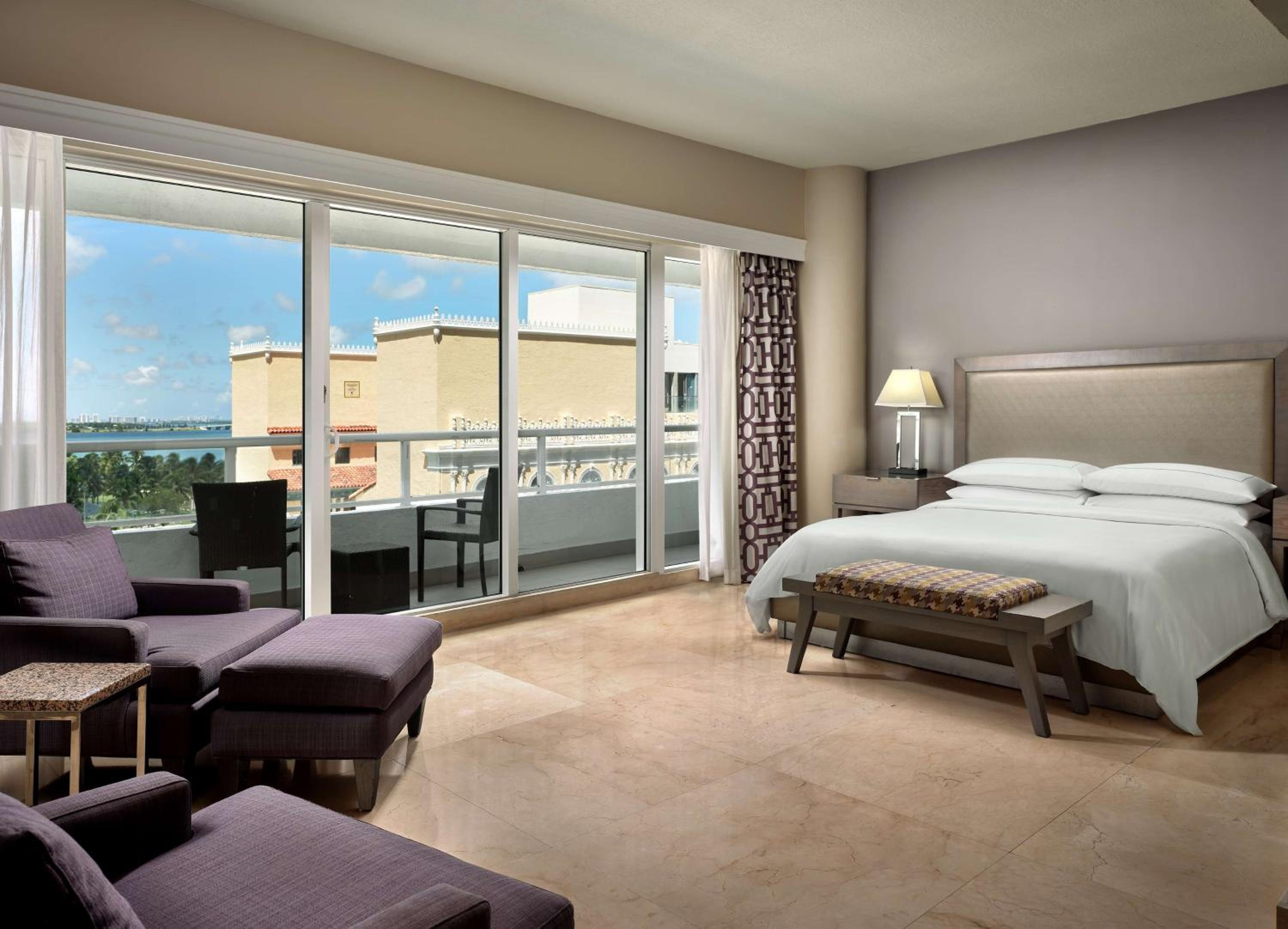 Junior King Suite with Balcony & Partial Bay View