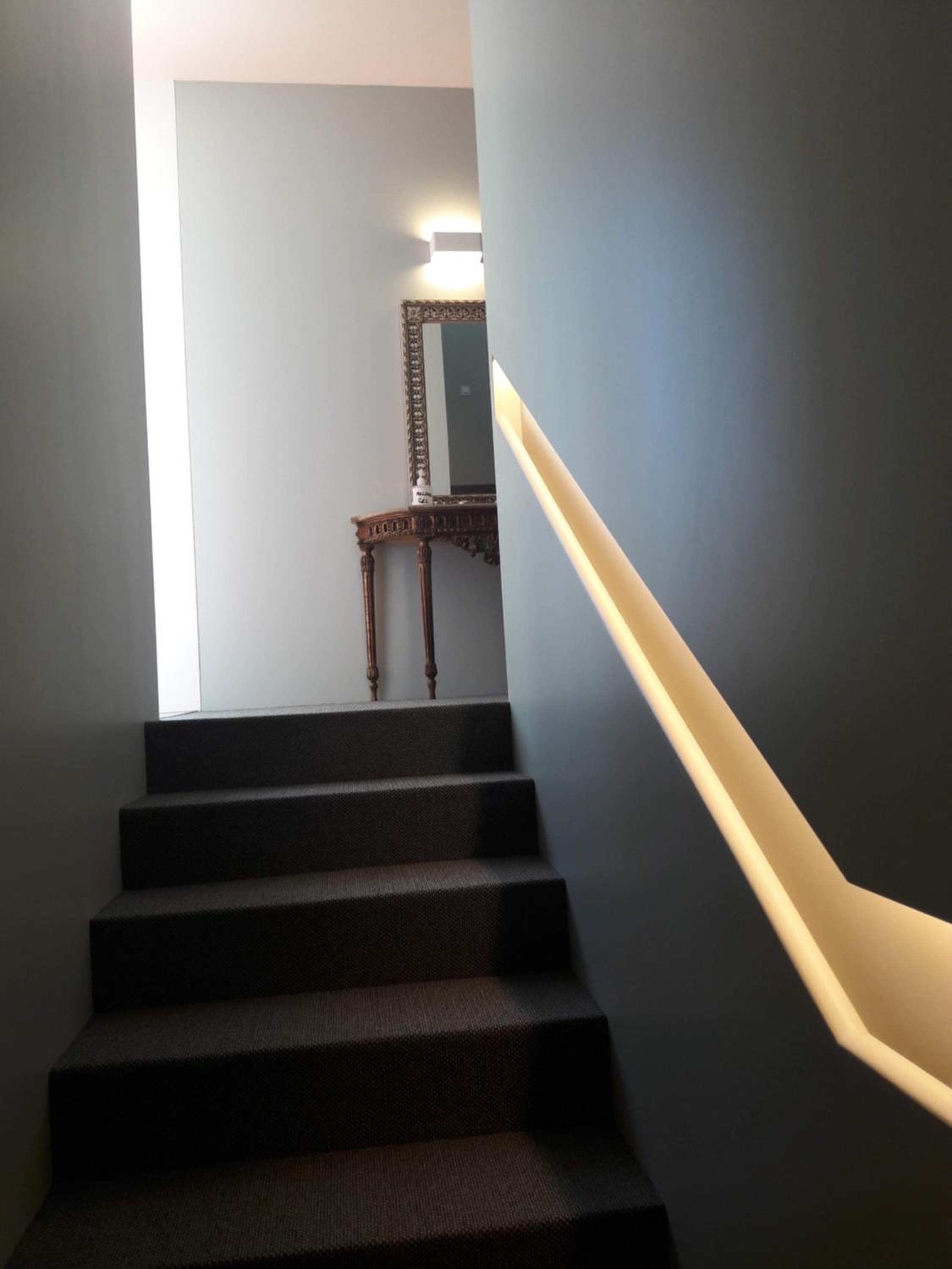 One-Bedroom Apartment - Photo 1