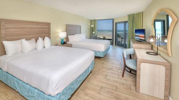 Deluxe Suite - Photo 3