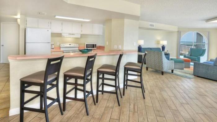 Deluxe Suite - Photo 2