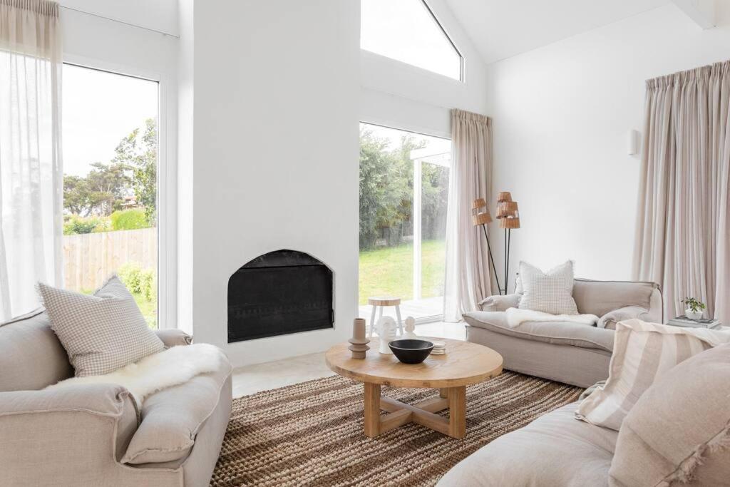 Three-Bedroom House photo 1