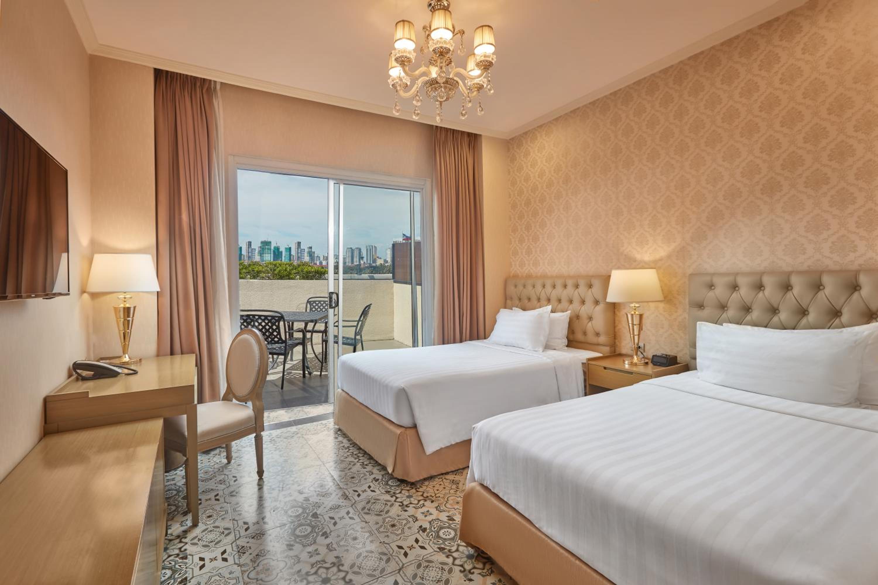 Club Twin Room With Balcony