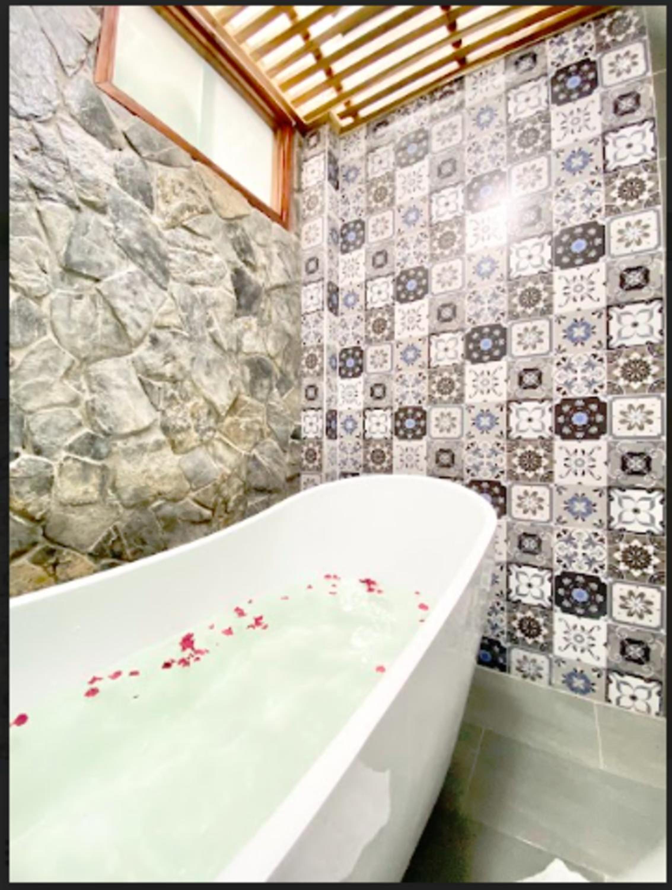 Family Room with Bath - Photo 7