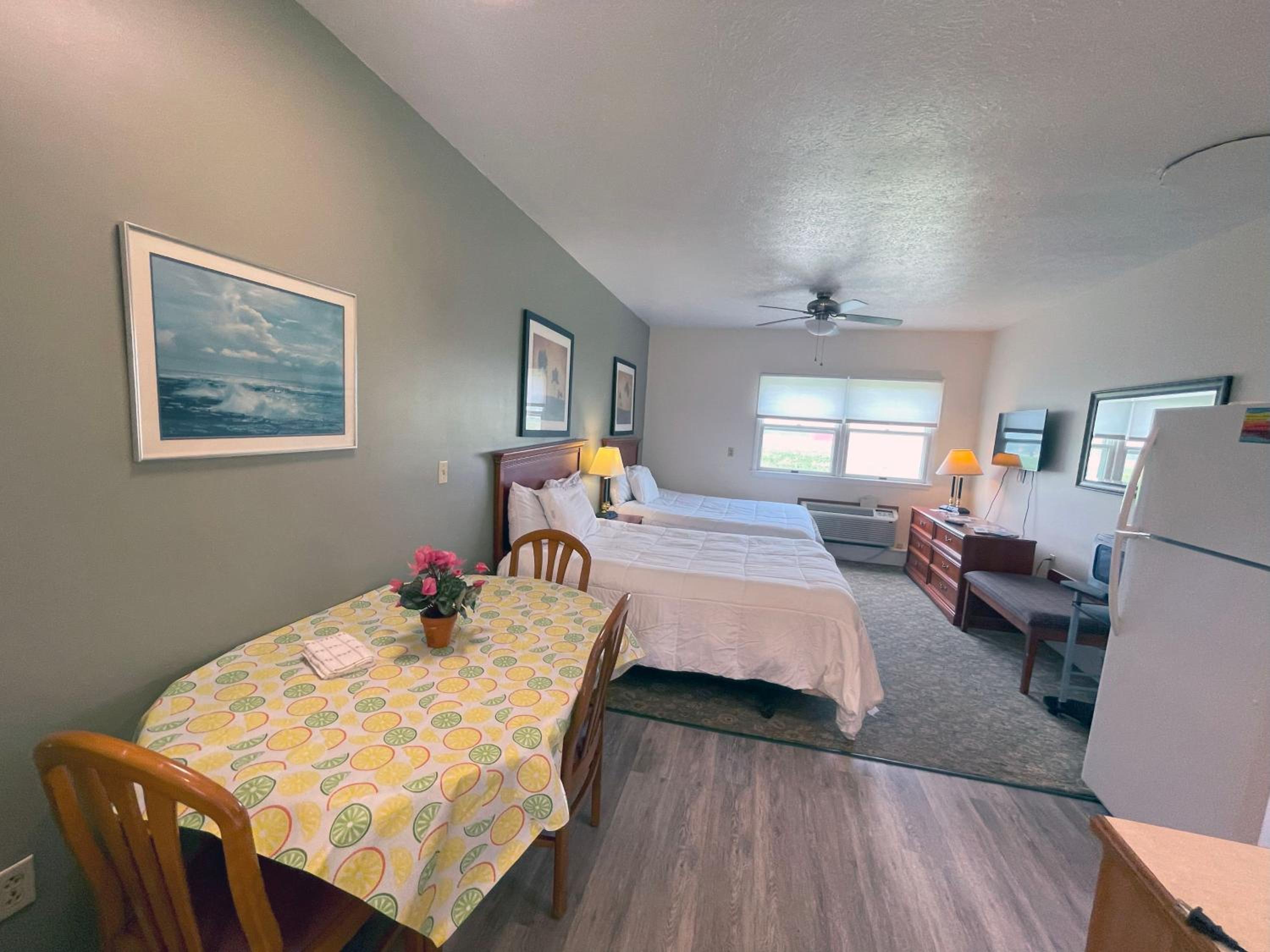 Suite with Pool View photo 1