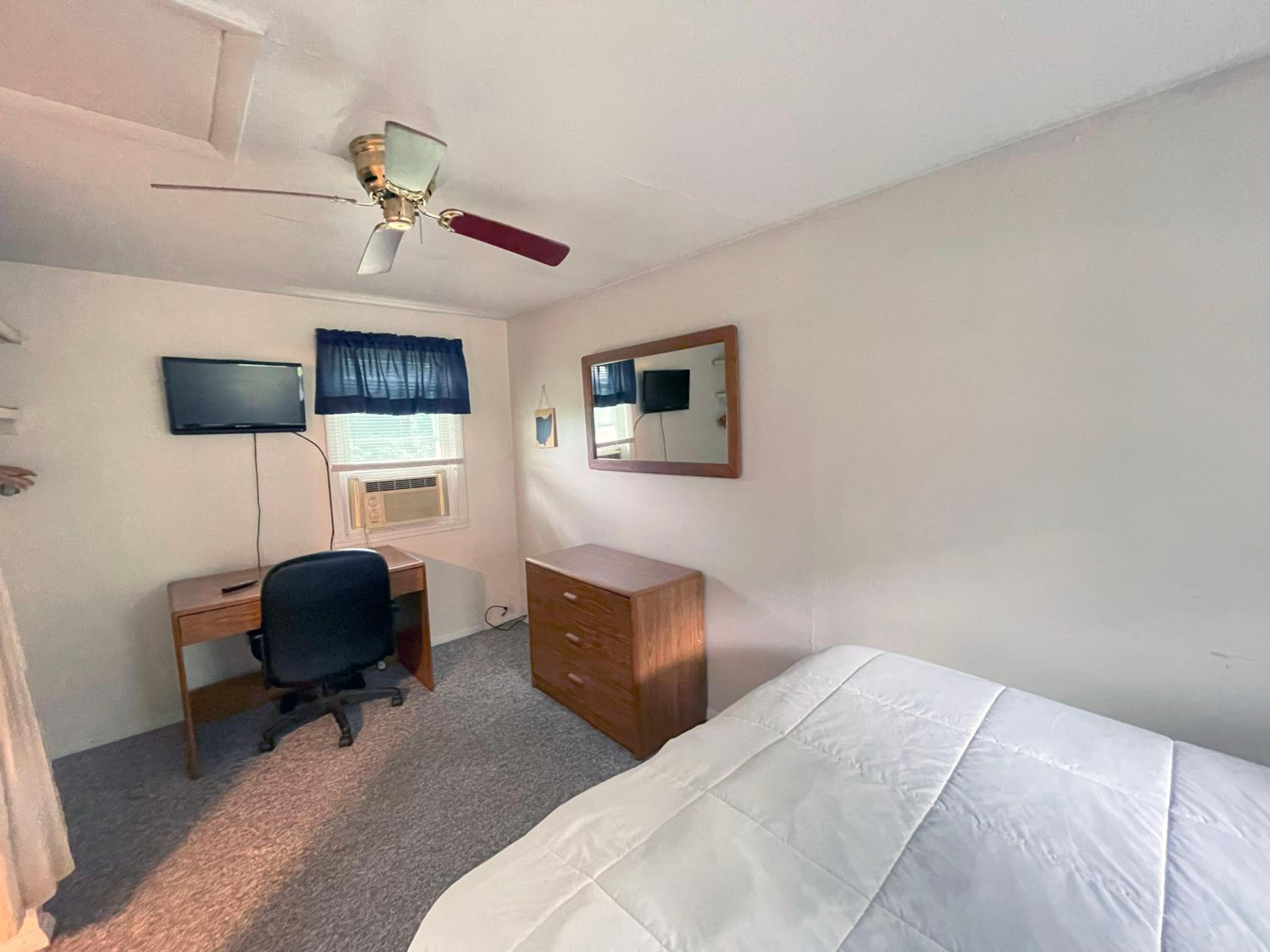 Deluxe Family Room photo 3