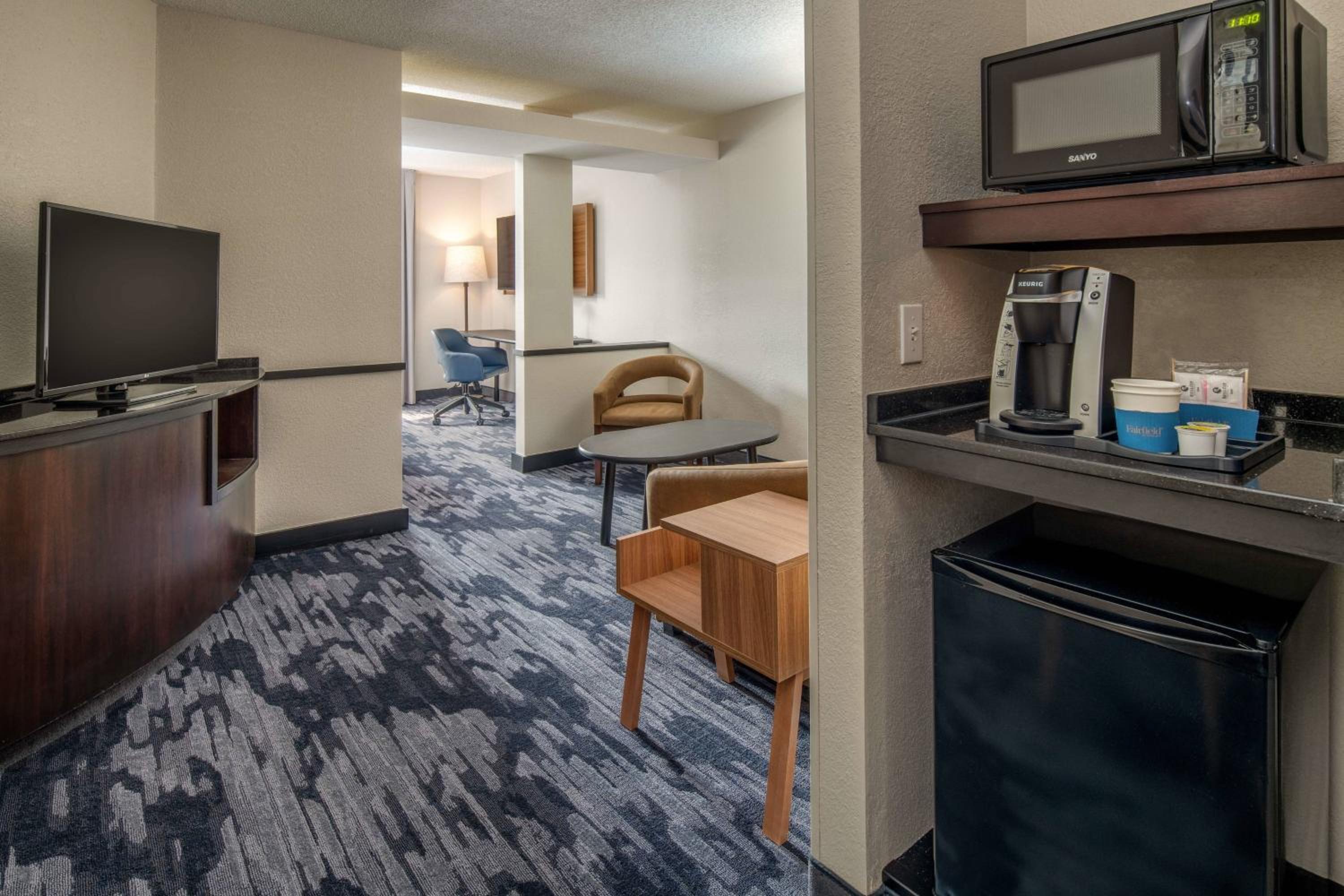 King Suite with Sofa Bed - Photo 3