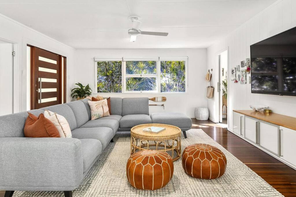 Five-Bedroom House photo 1