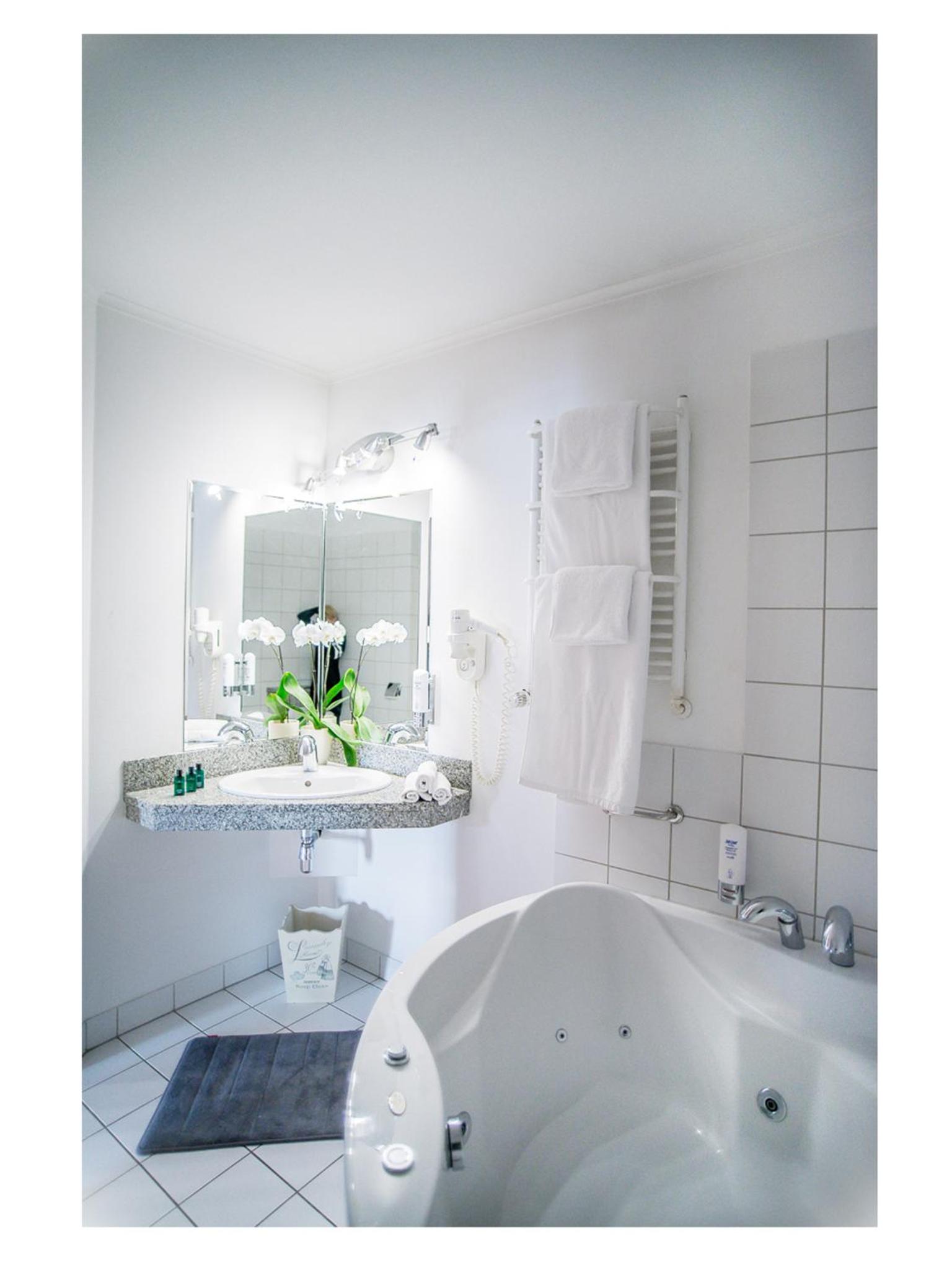 Apartment - Photo 16