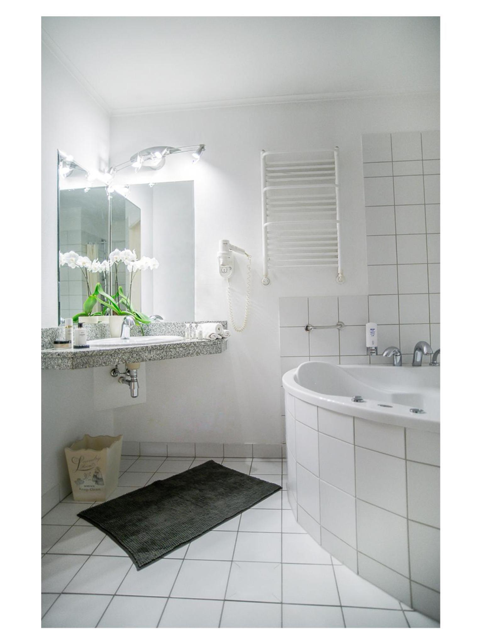 Apartment - Photo 17