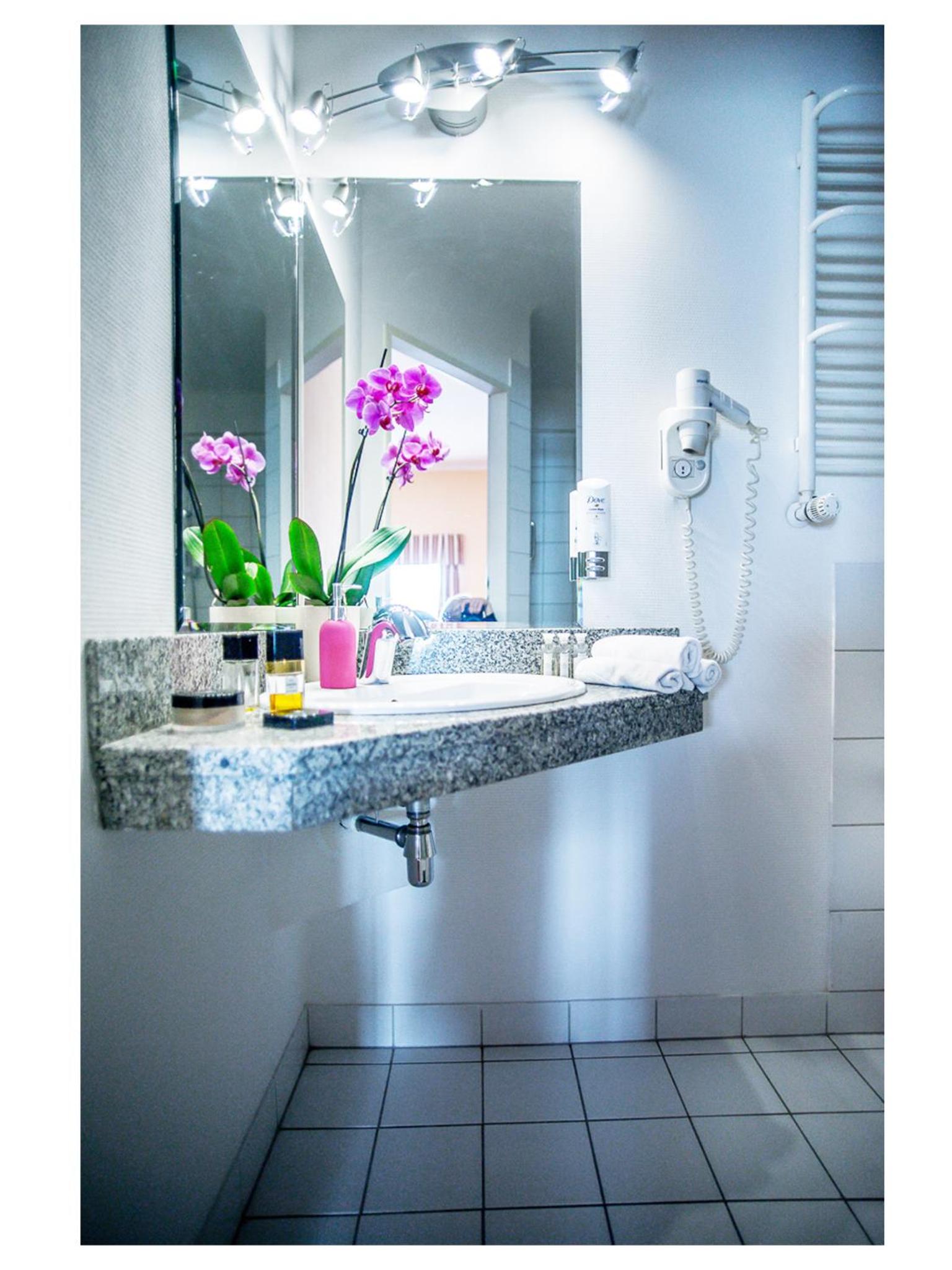 Standard Triple Room - Photo 2