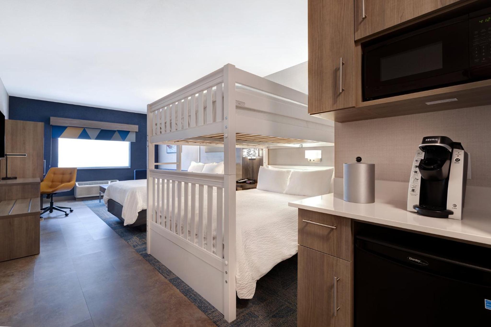 Family Suite - Photo 3