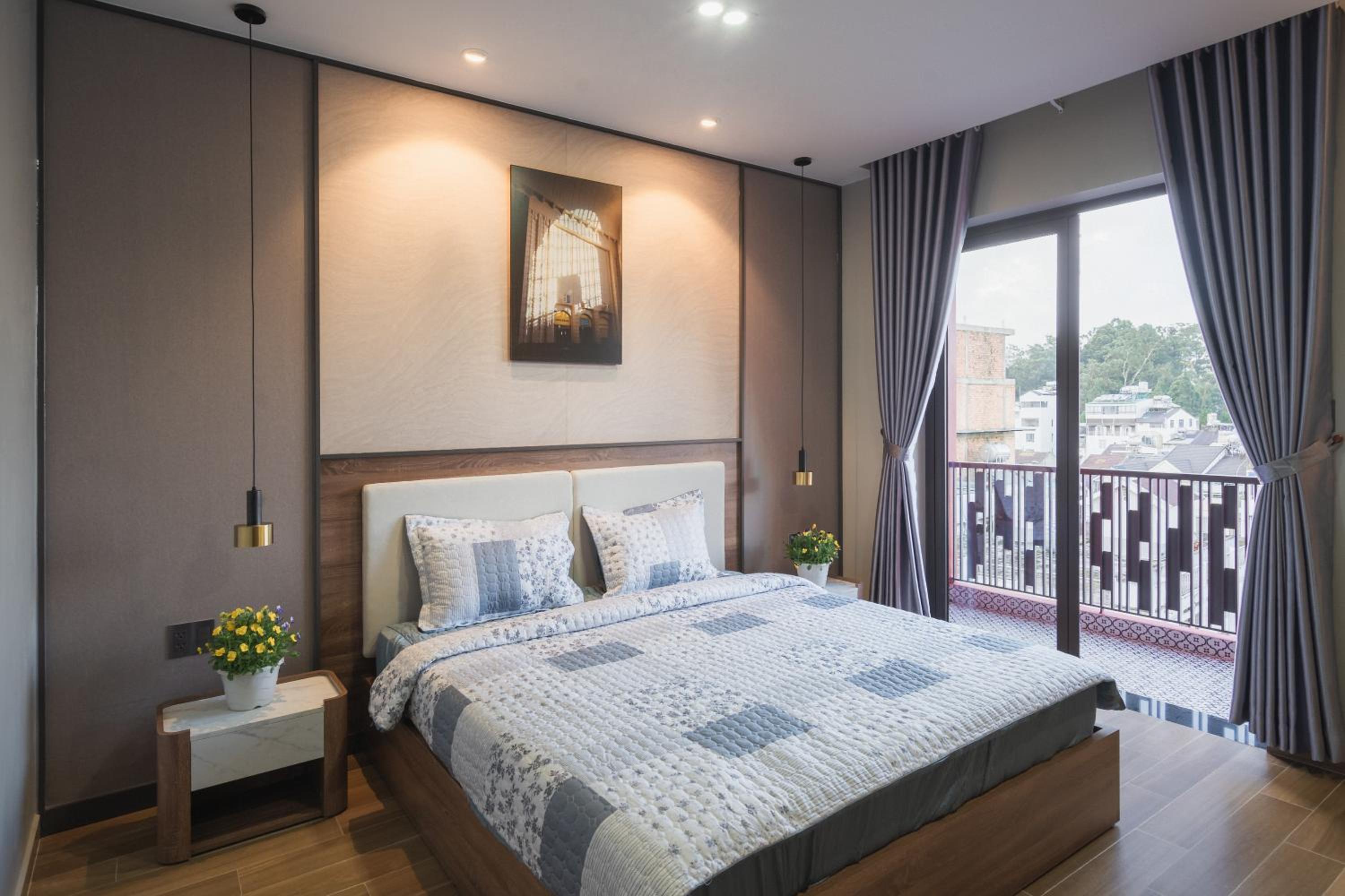 King Room with Balcony photo 1