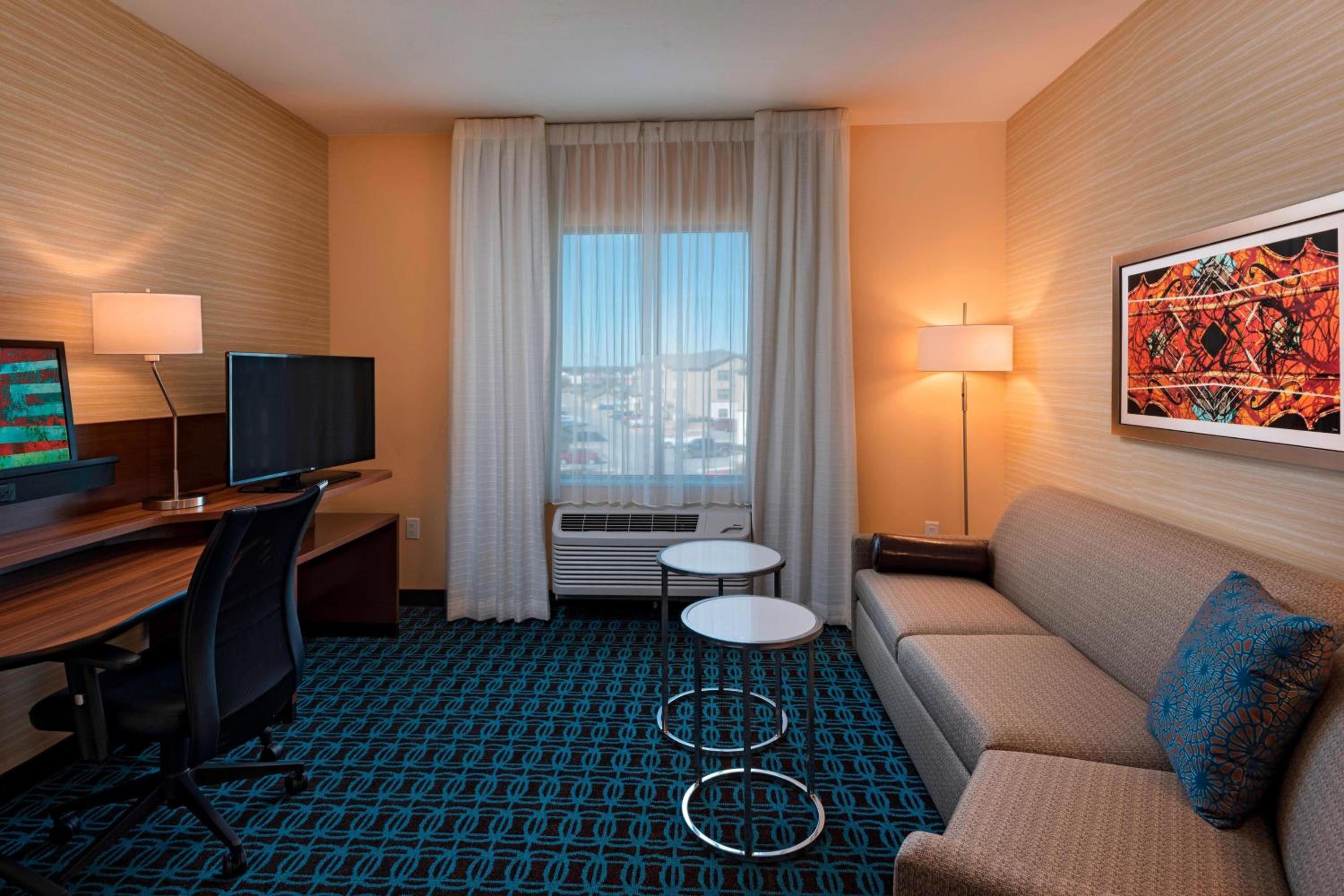 King Suite with Sofa Bed - Hearing Accessible photo 3