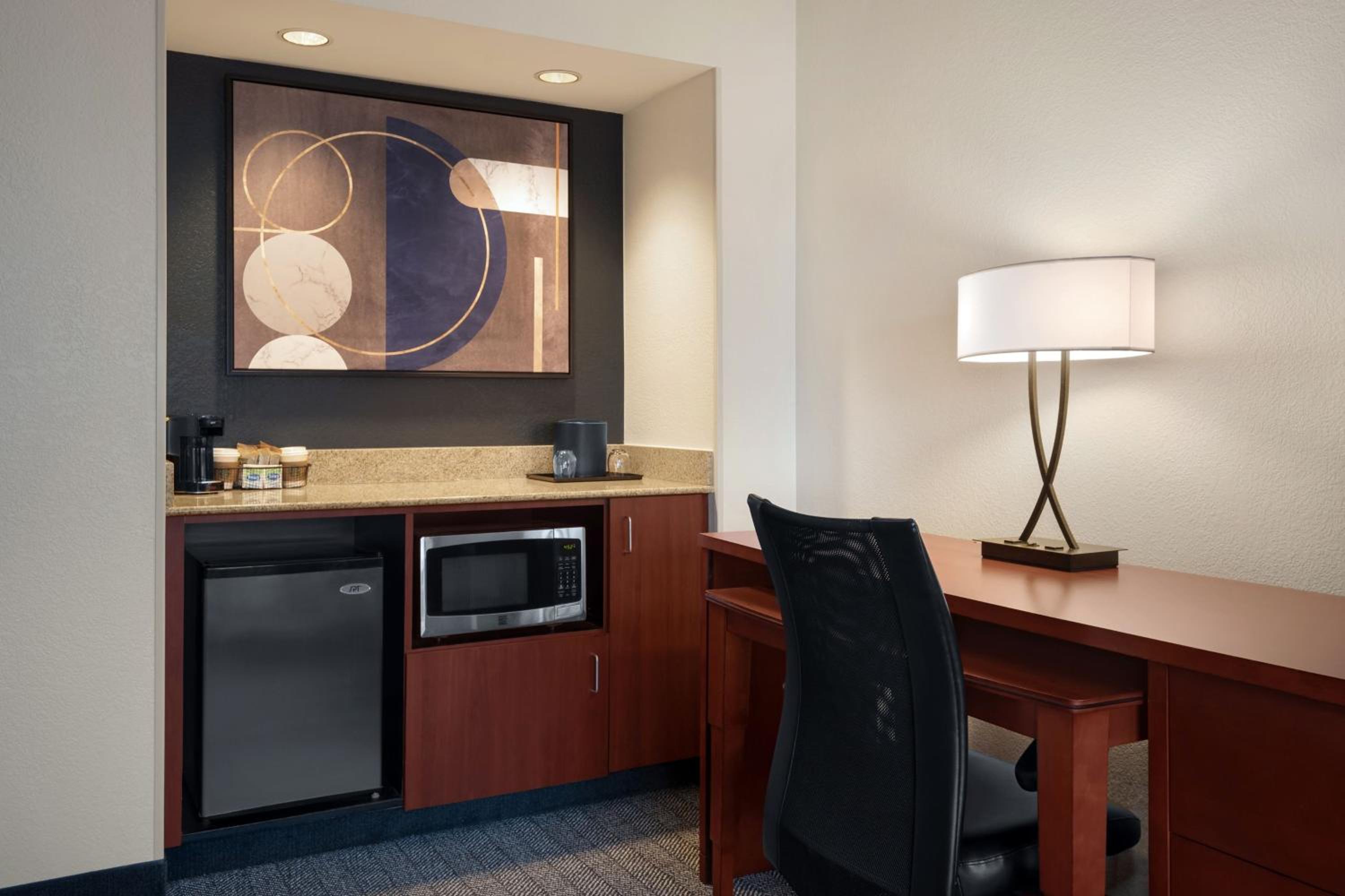 King Suite - Photo 4