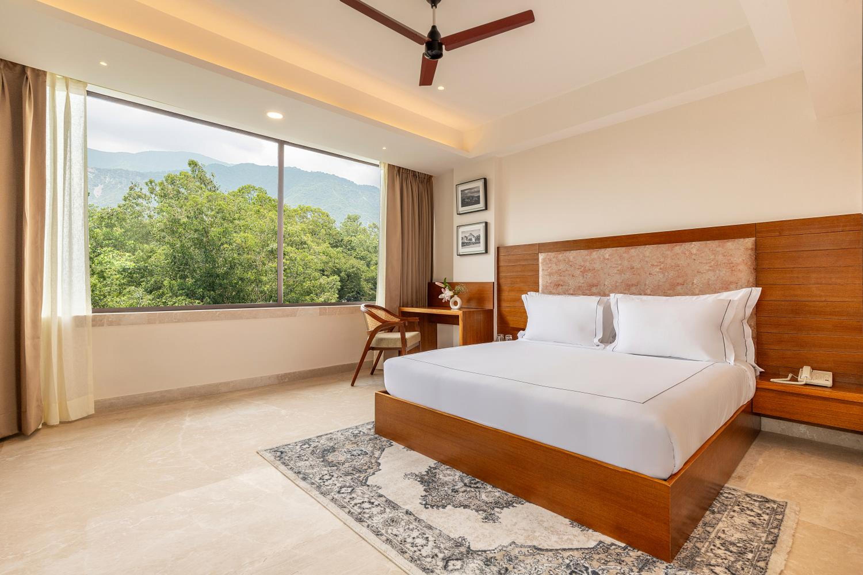 Junior Suite (Non Smoking) photo 3