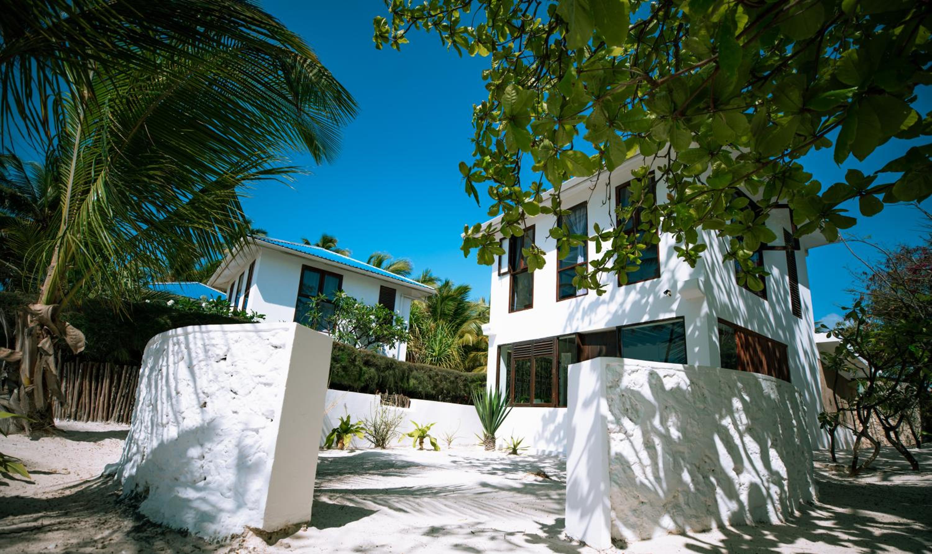 Bungalow - Beach Front