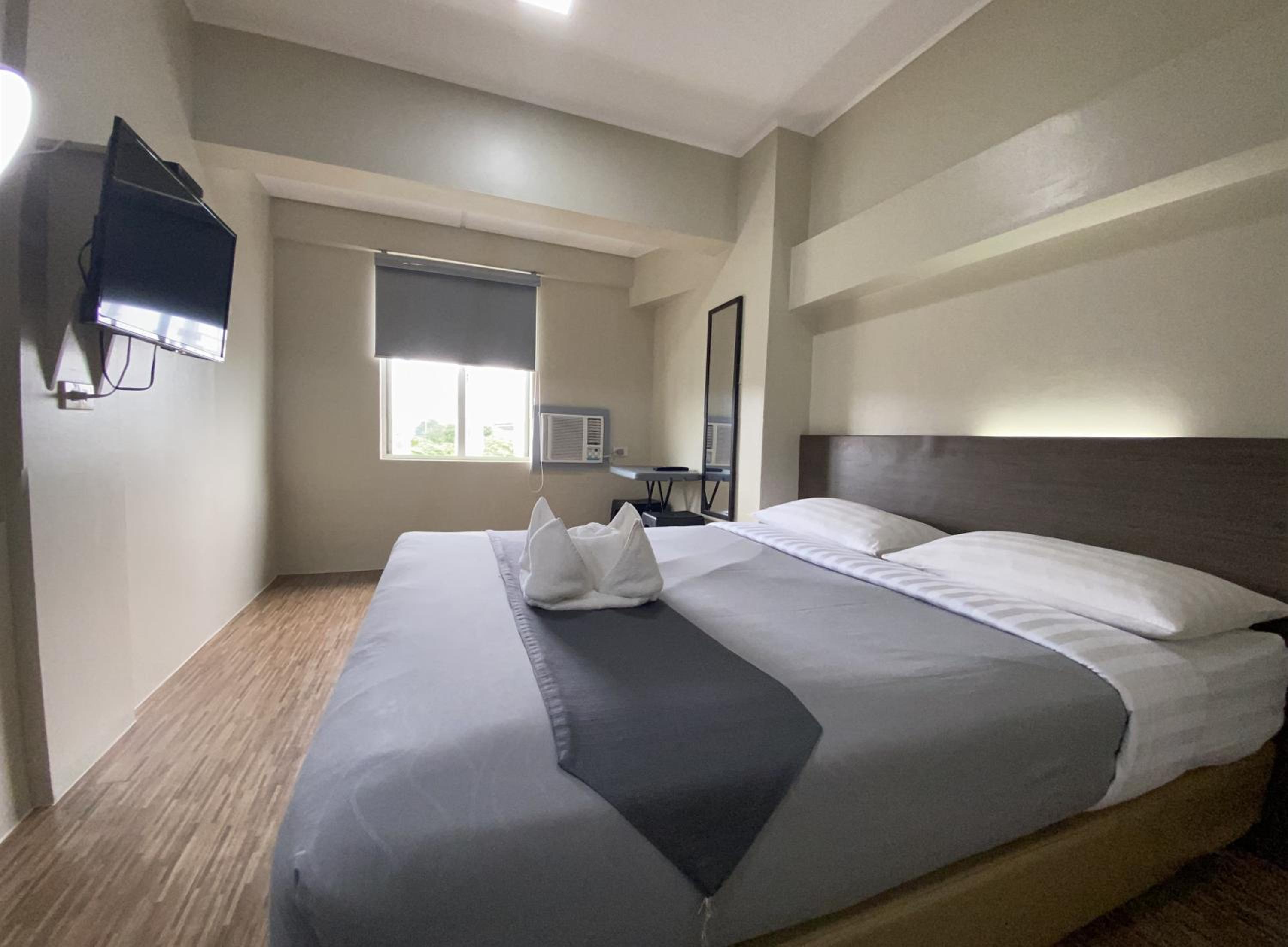 Standard Double Room with Shared Bathroom photo 3