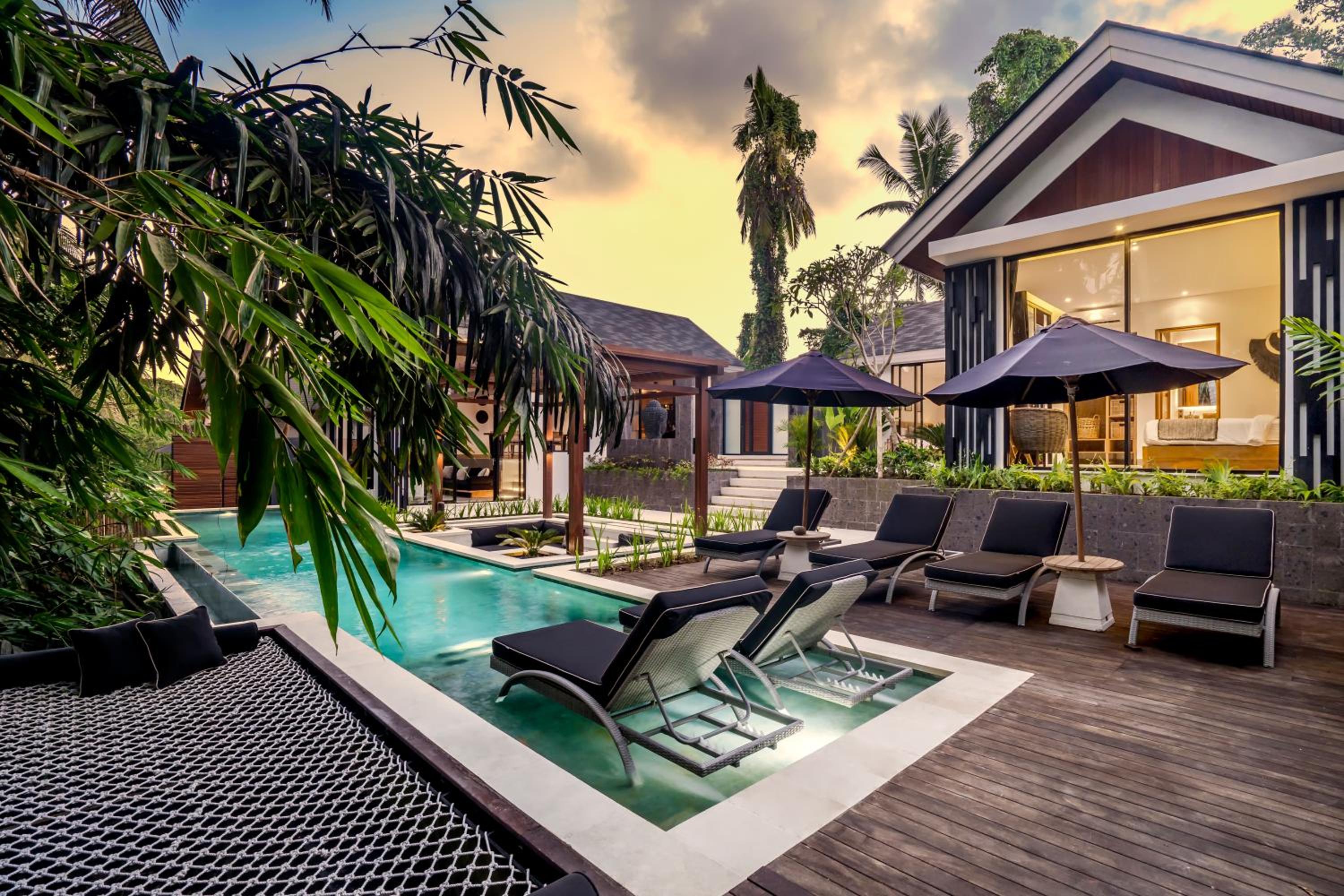 Three-Bedroom Villa - Photo 30