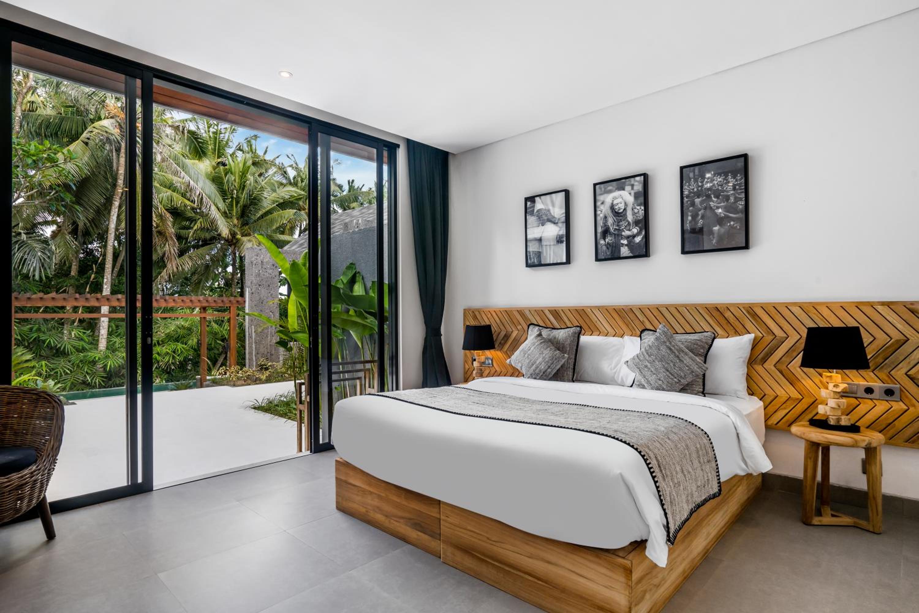 Three-Bedroom Villa - Photo 15