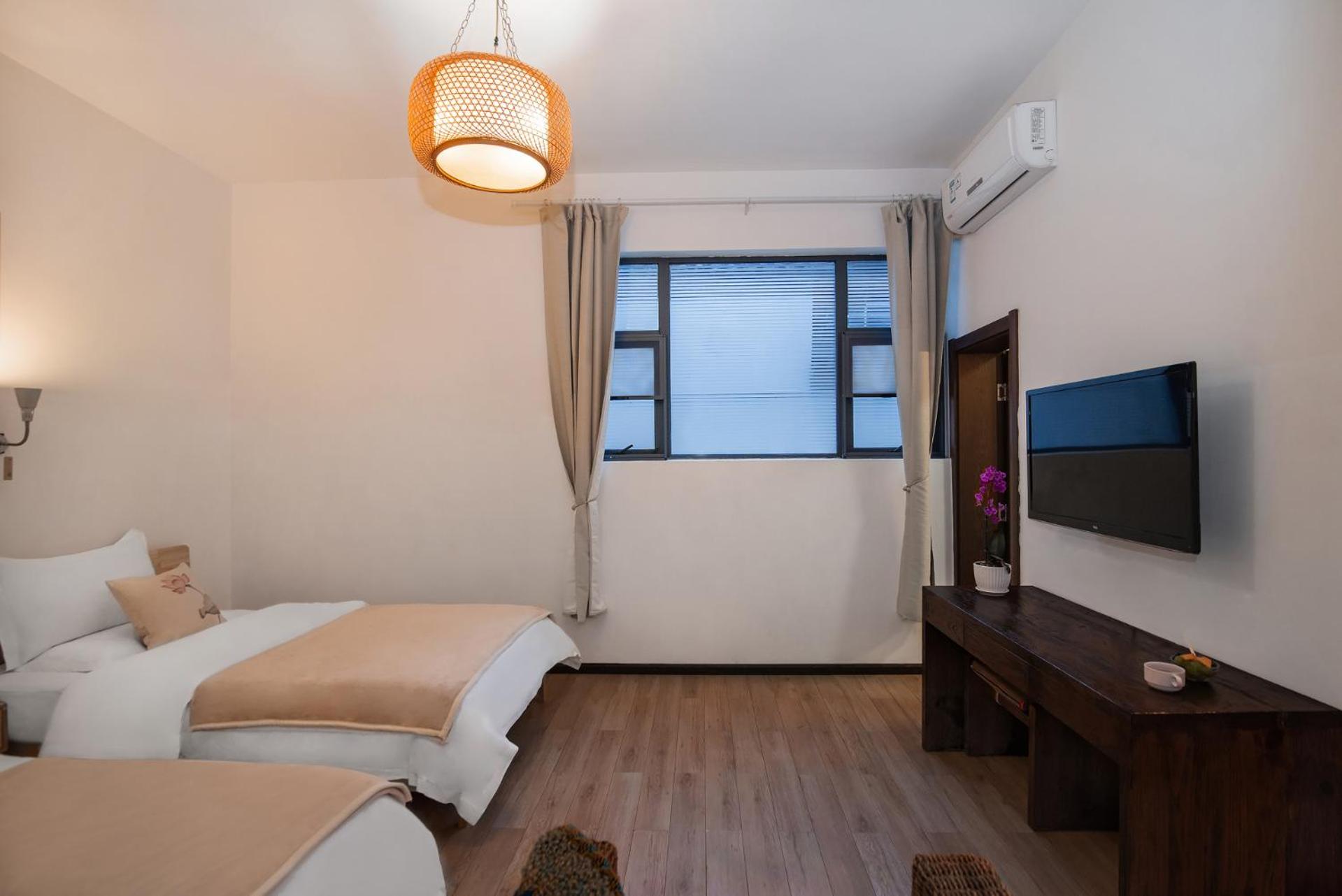 Standard Twin Room with Garden View photo 1