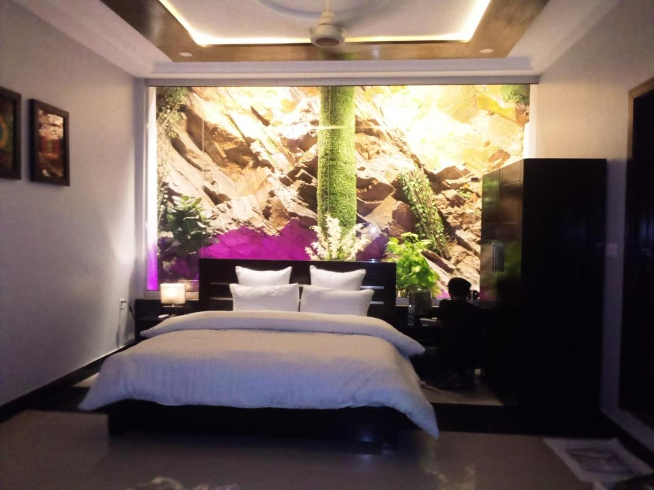 Superior King Room photo 3