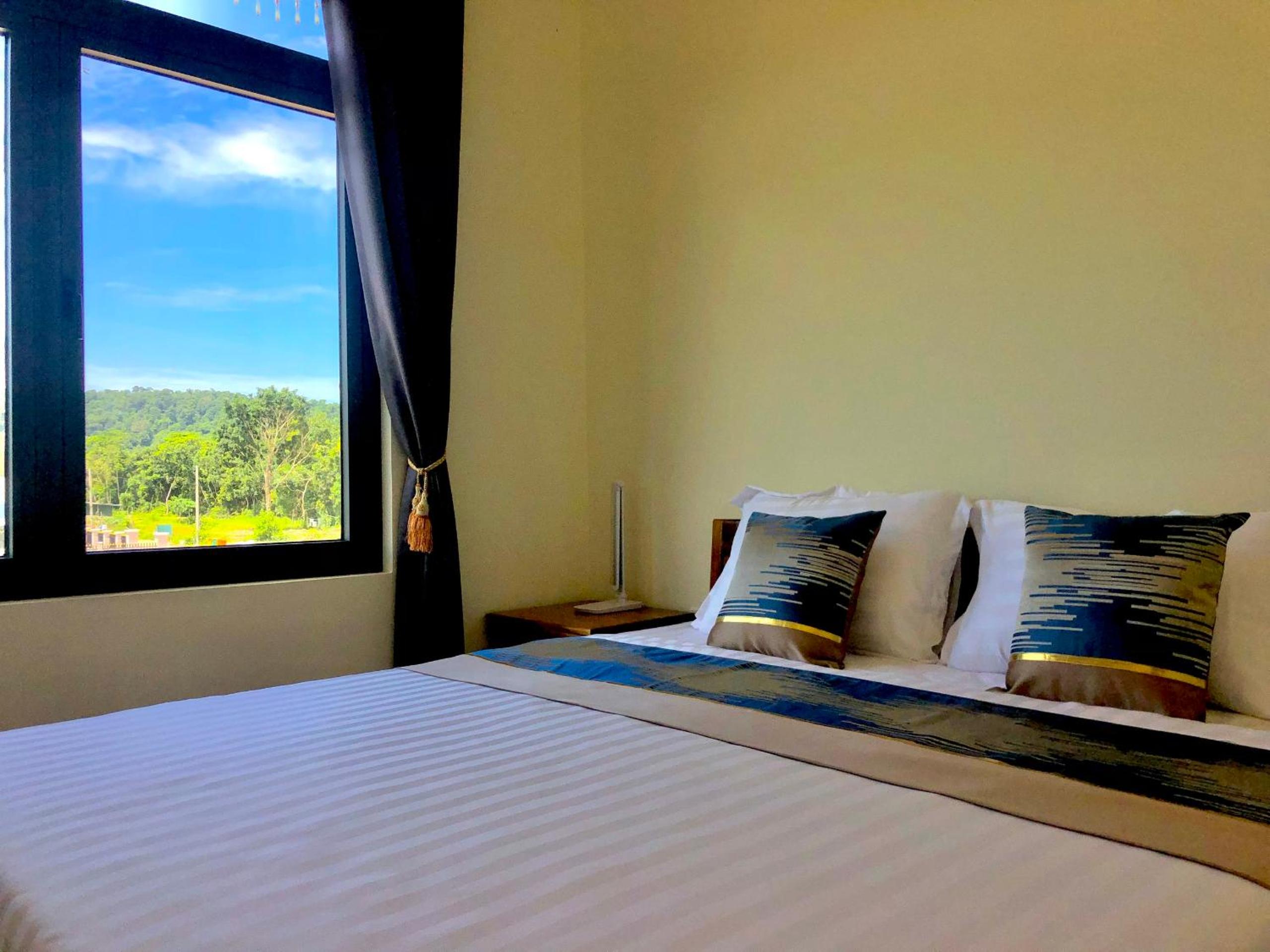 Double Room - Photo 2