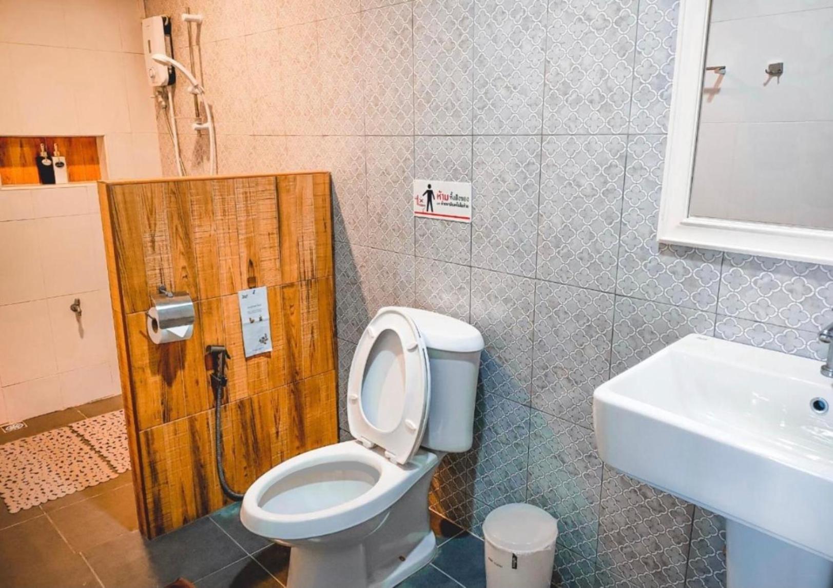 Deluxe Double Room With Balcony photo 2
