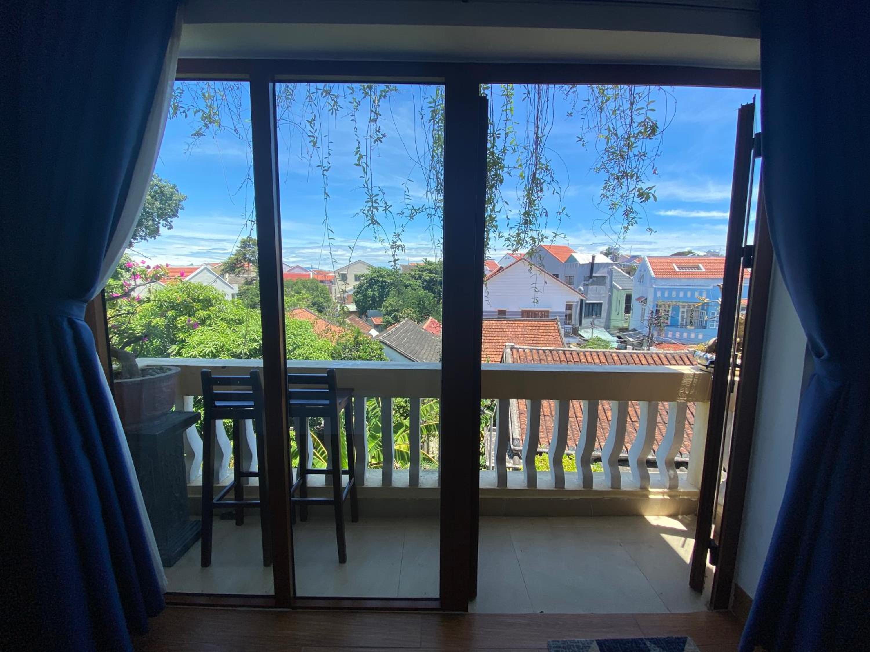 Superior Double or Twin Room with City View - Photo 6