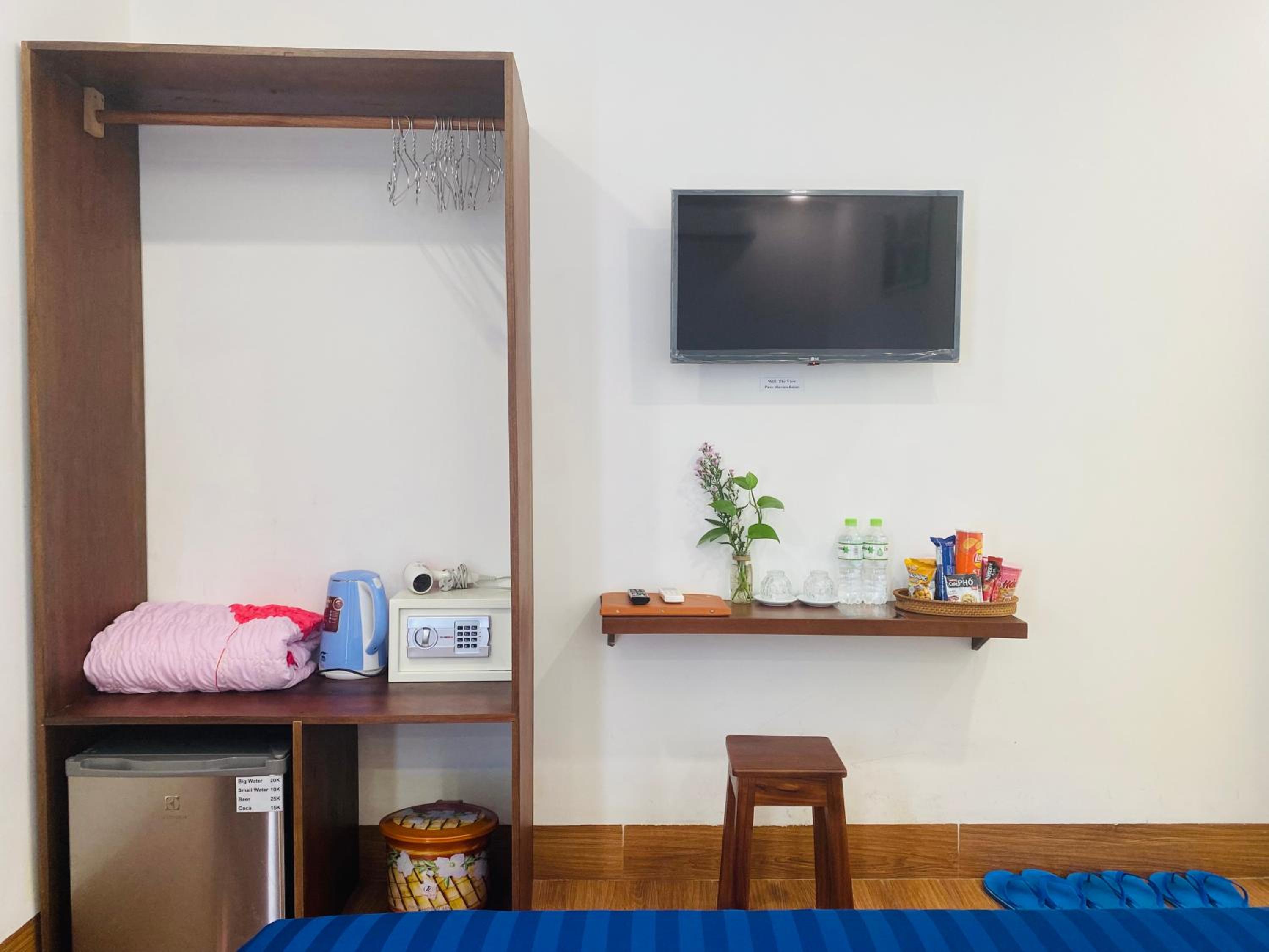 Superior Double or Twin Room with City View - Photo 3