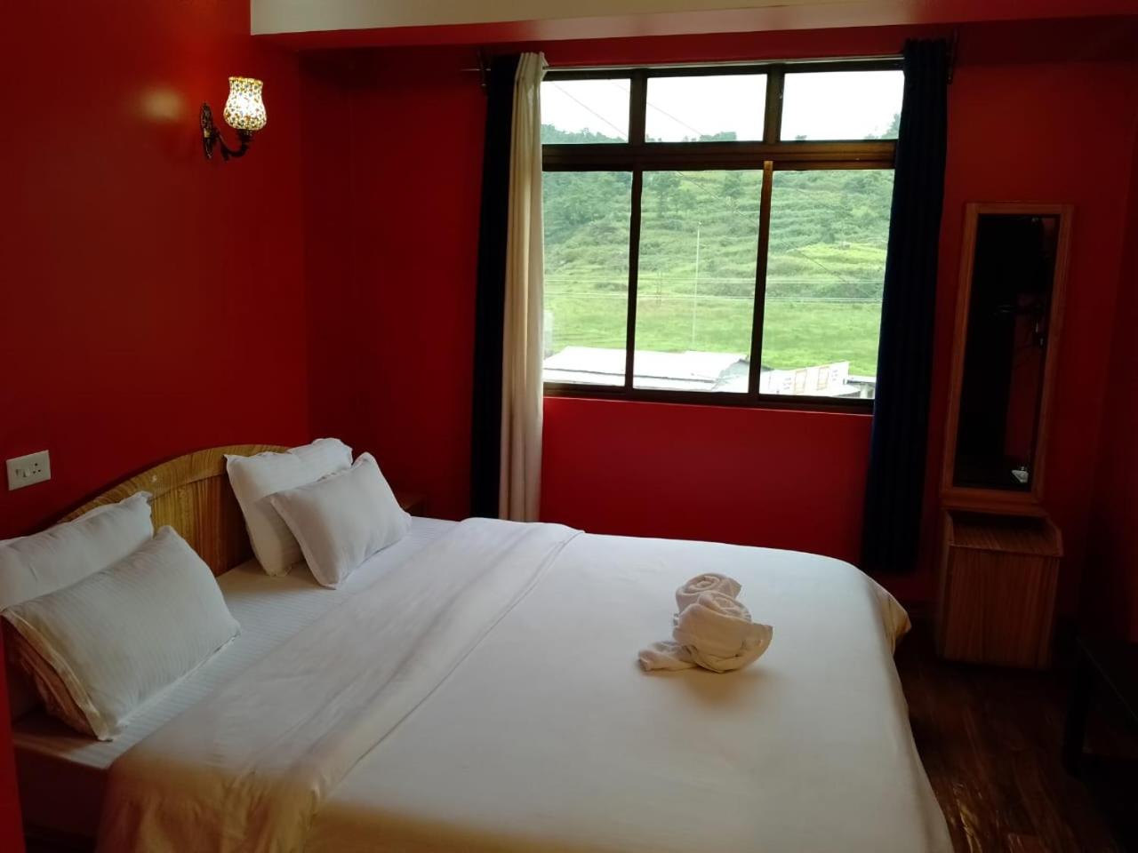 King Room with Balcony photo 3
