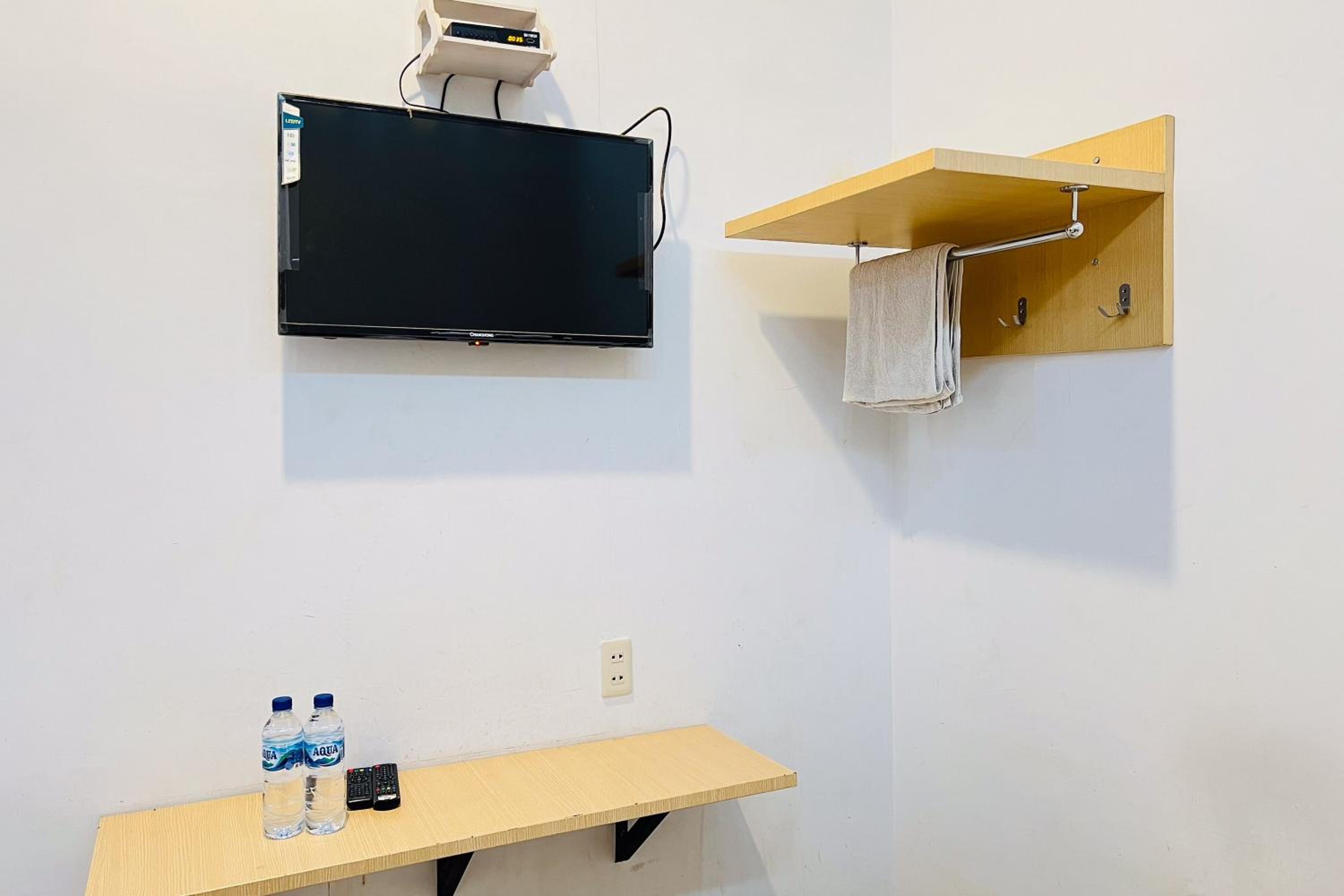 Twin Room - Photo 4