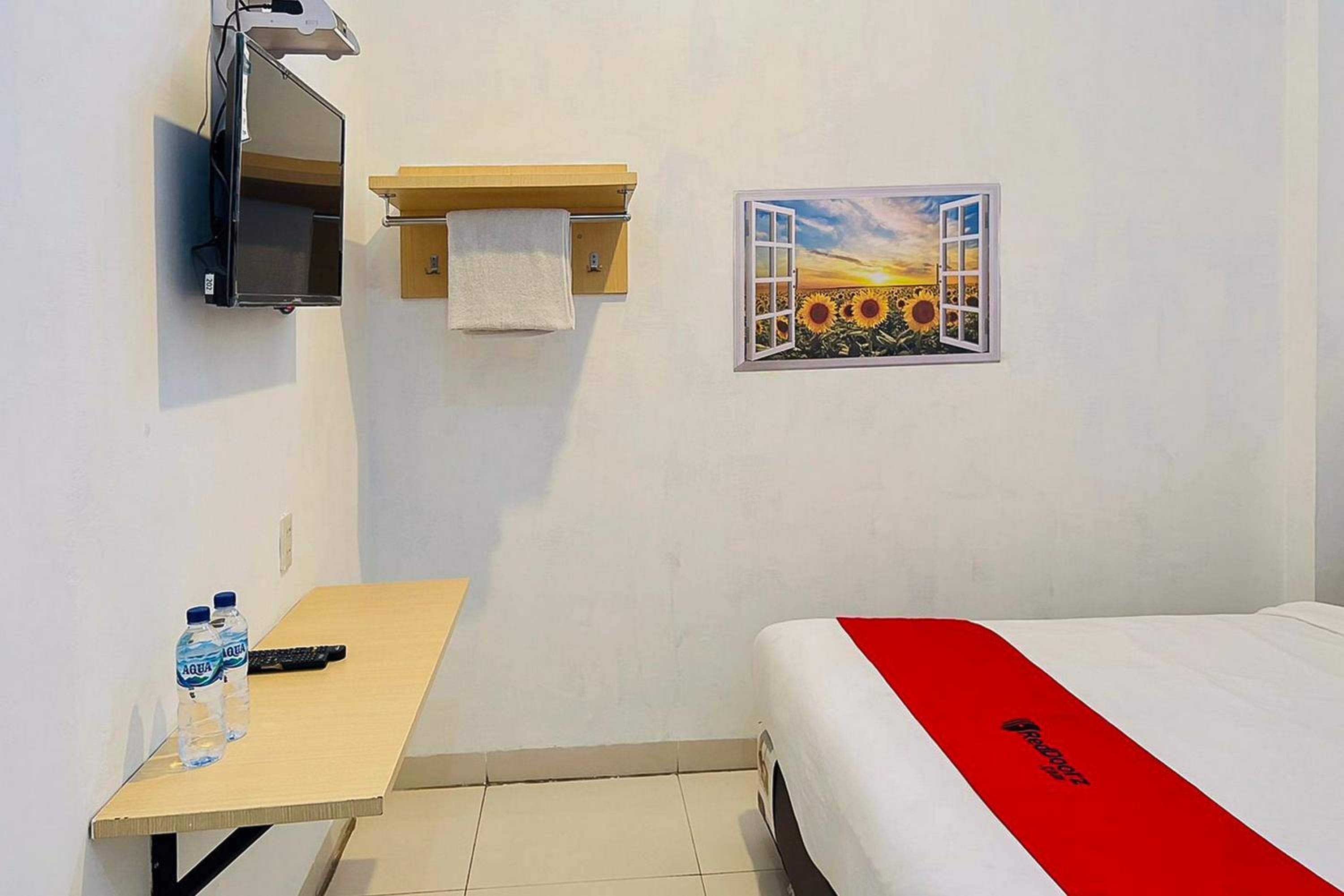 Twin Room - Photo 1