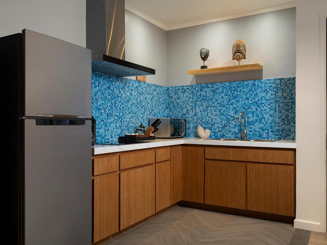 Special Offer - One Bedroom Apartment Suite Room with Full board and Free Exclusive Benefit