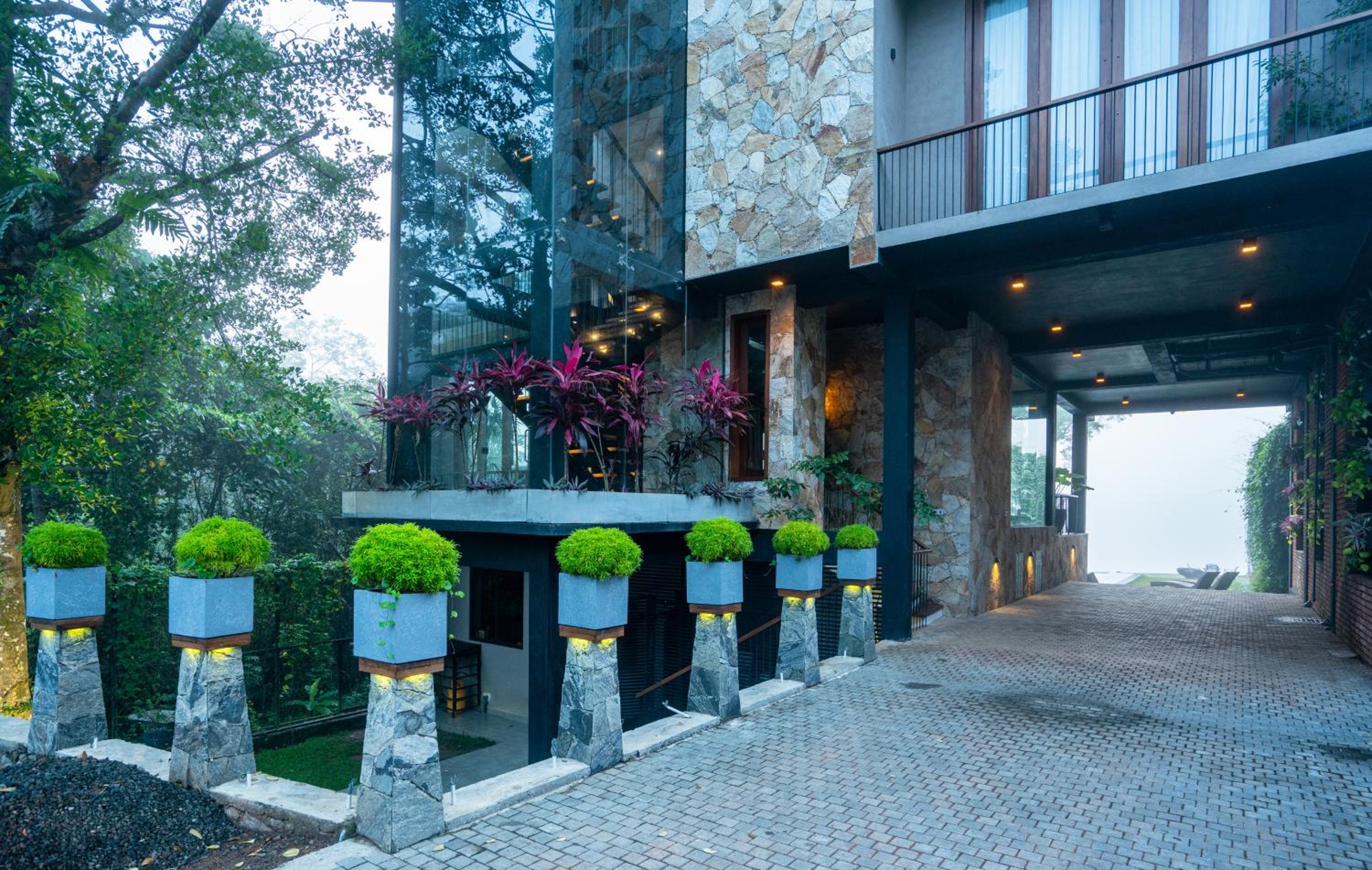 Villa photo 2