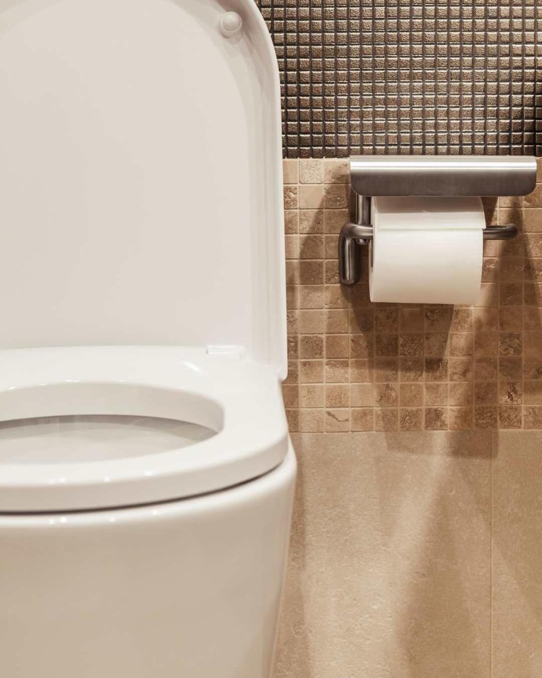 Double Room with Private Bathroom - Photo 17