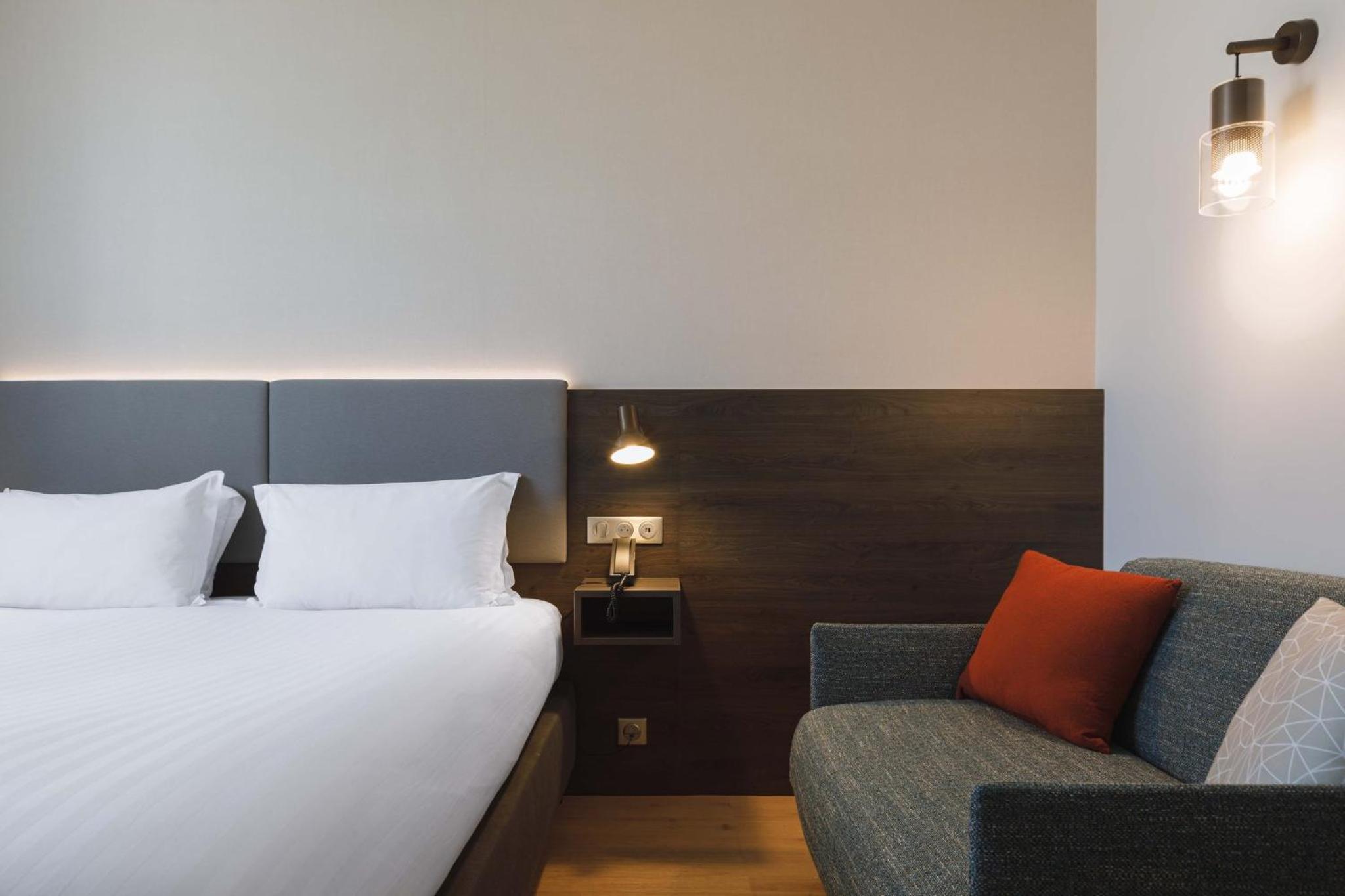Premium King Room - Photo 1