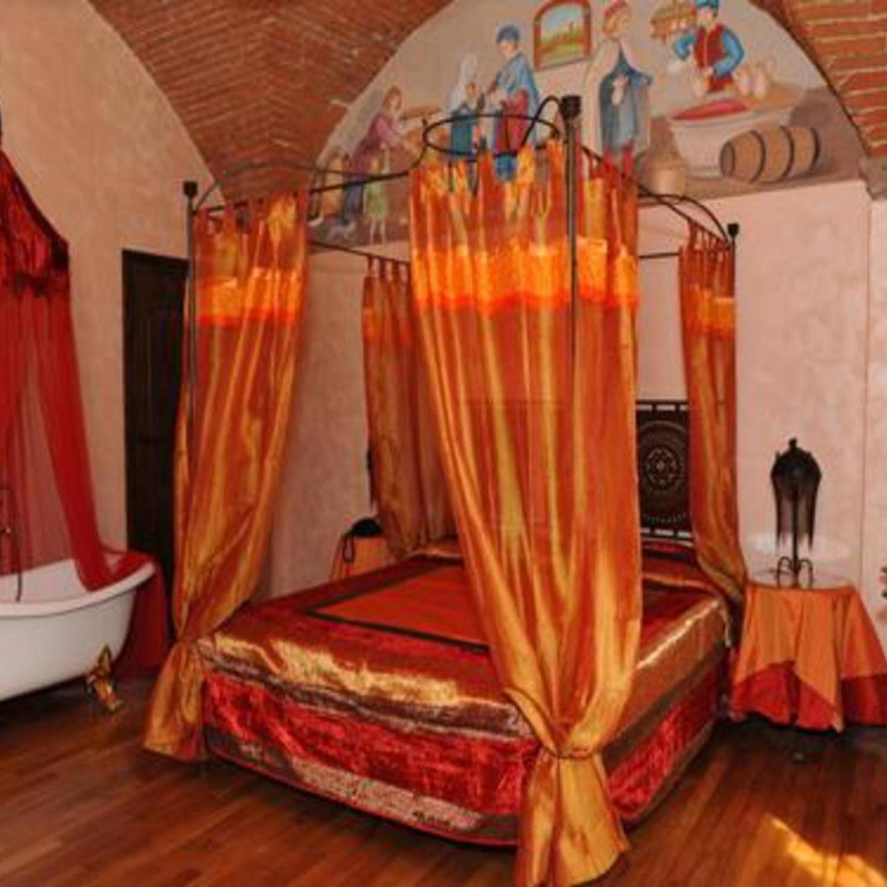Deluxe King Room photo 3
