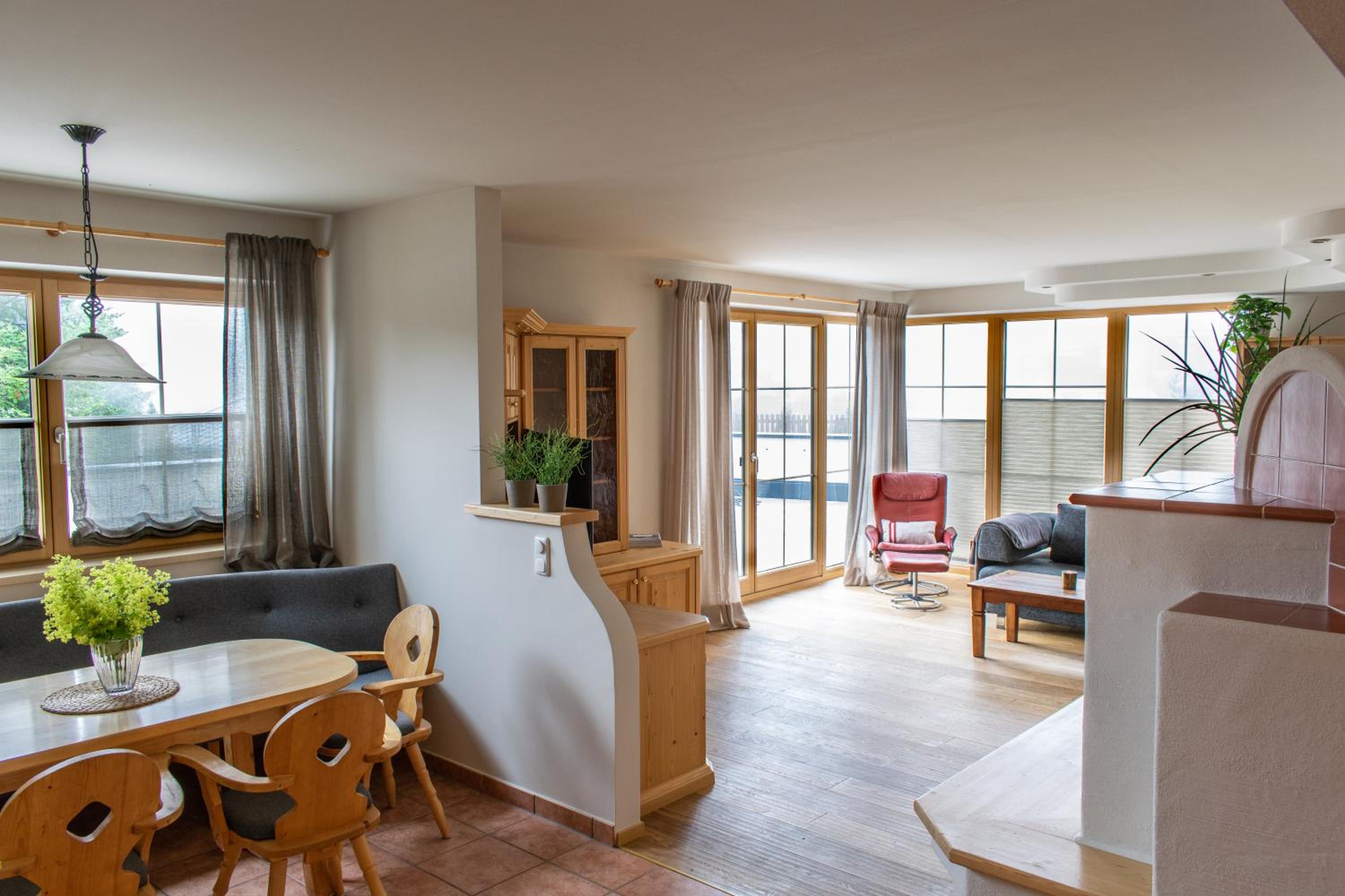 Three-Bedroom Apartment photo 1