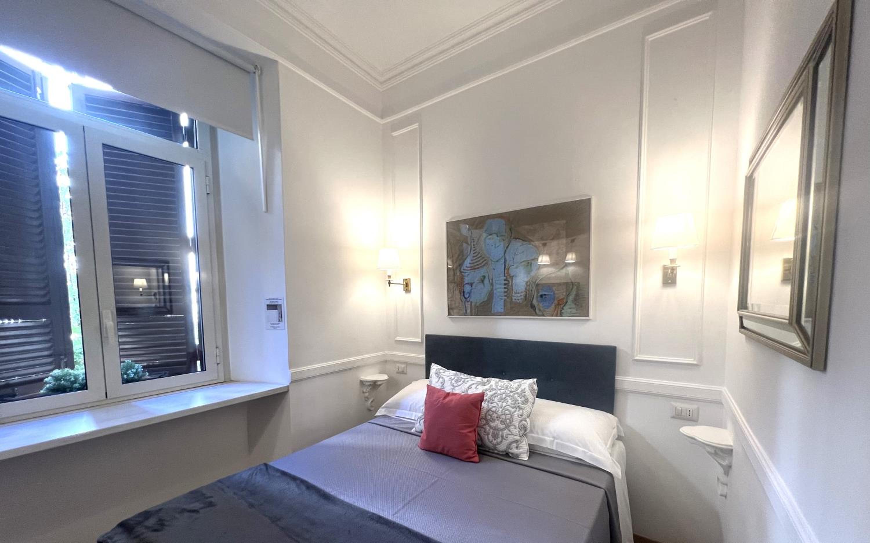Economy Double Room photo 1