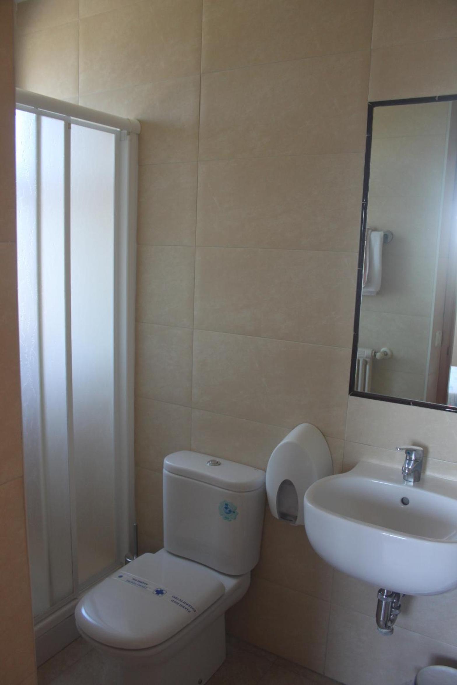 Single Room photo 2