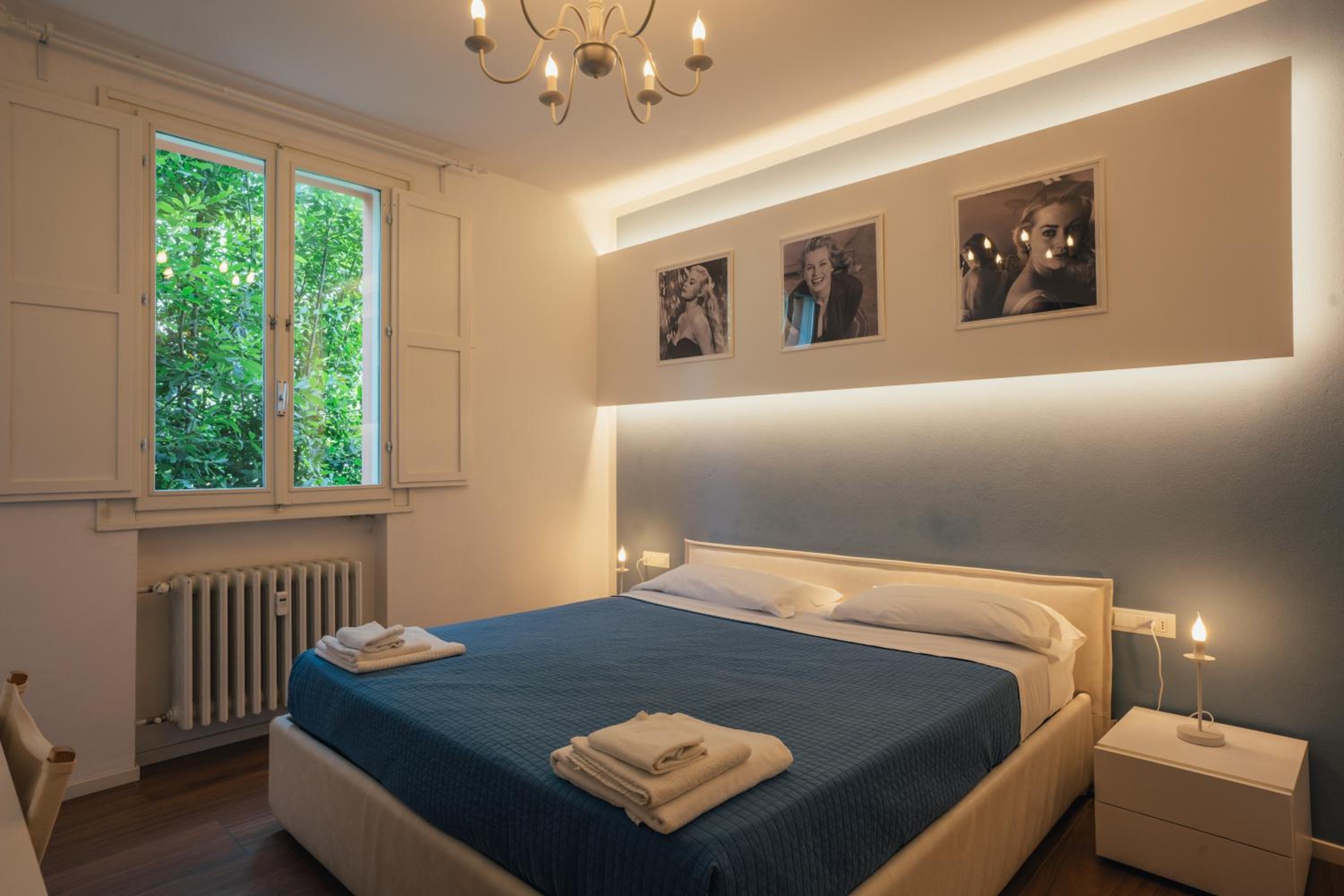 Double Room with Private Bathroom photo 1