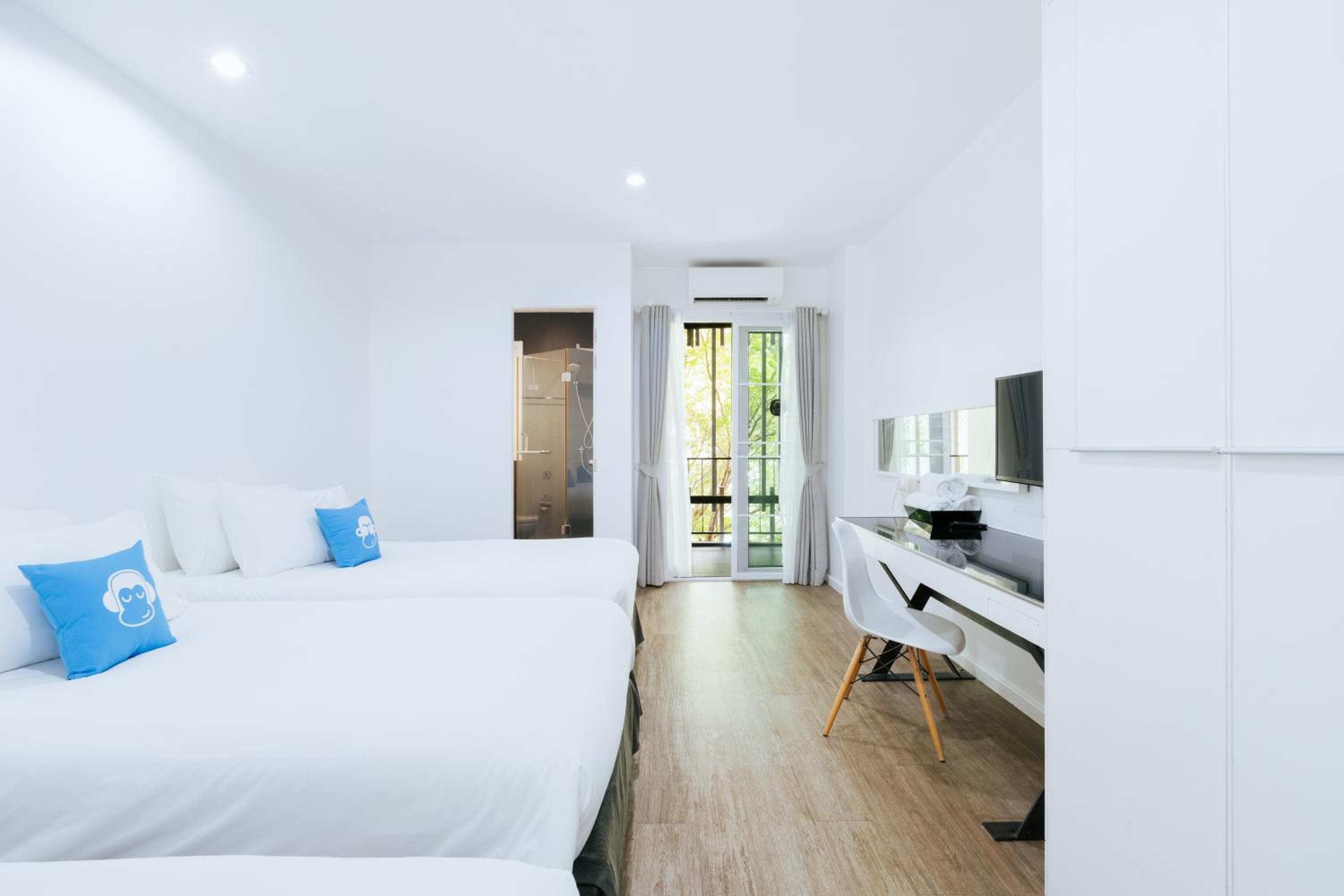Superior Triple Room photo 3