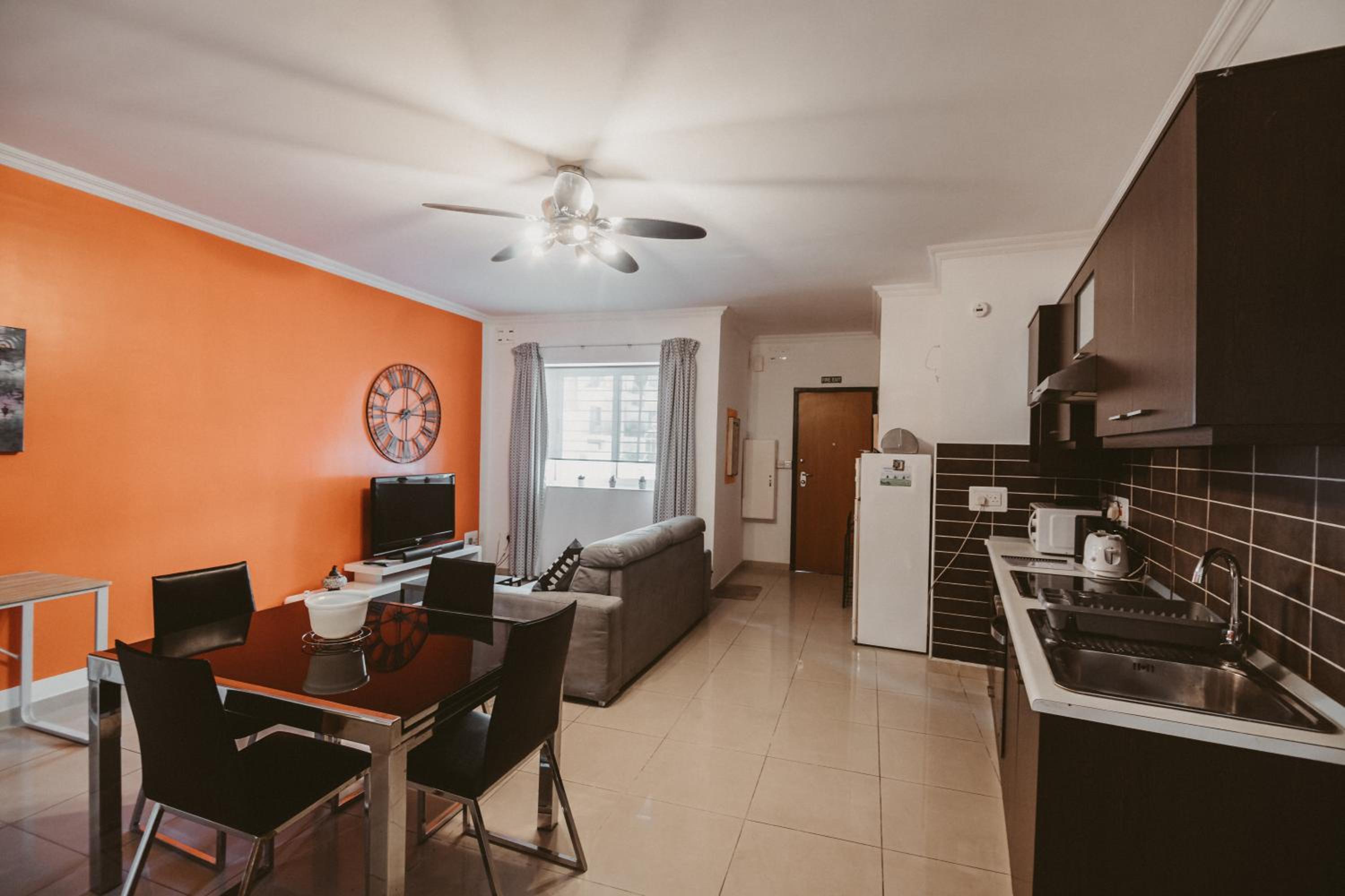 Two-Bedroom Apartment photo 2