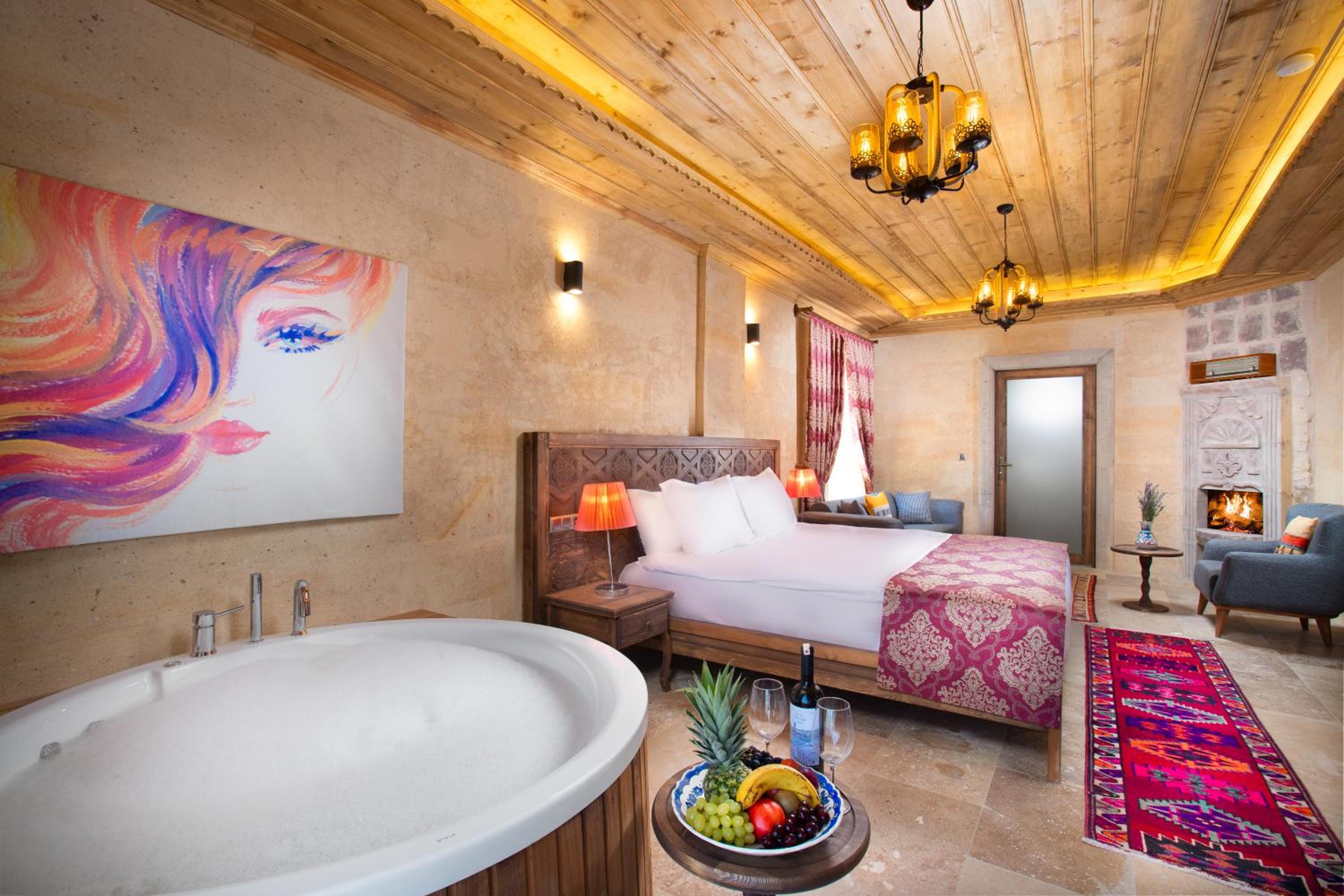 King Suite with Hot Tub
